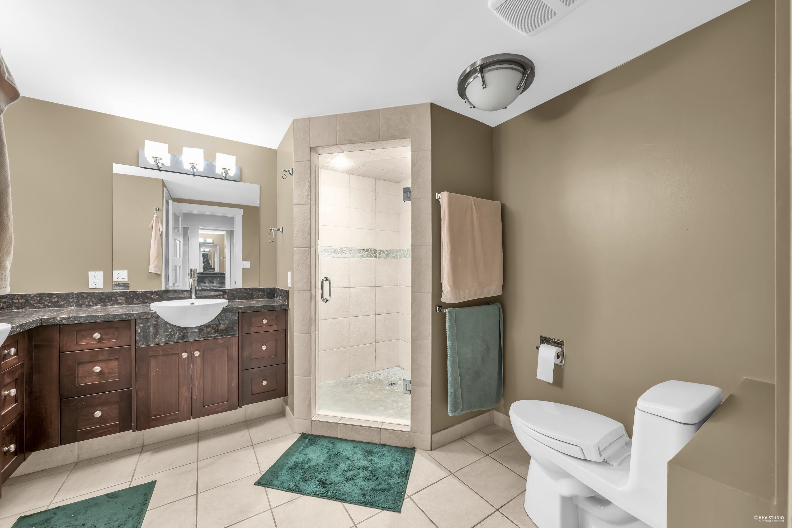 Listing image of 1239 SHAVINGTON STREET