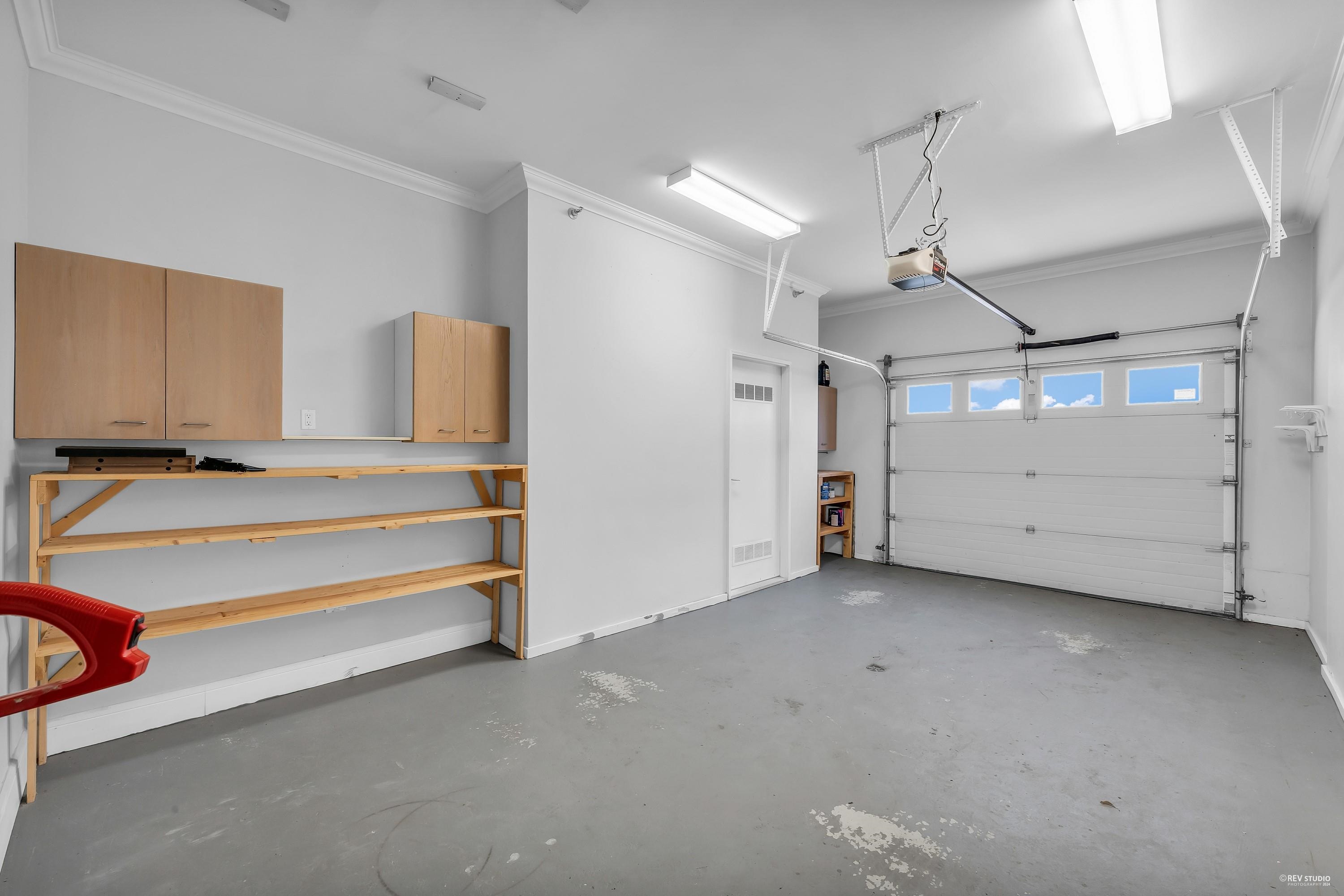 Listing image of 2611 WESTHILL WAY