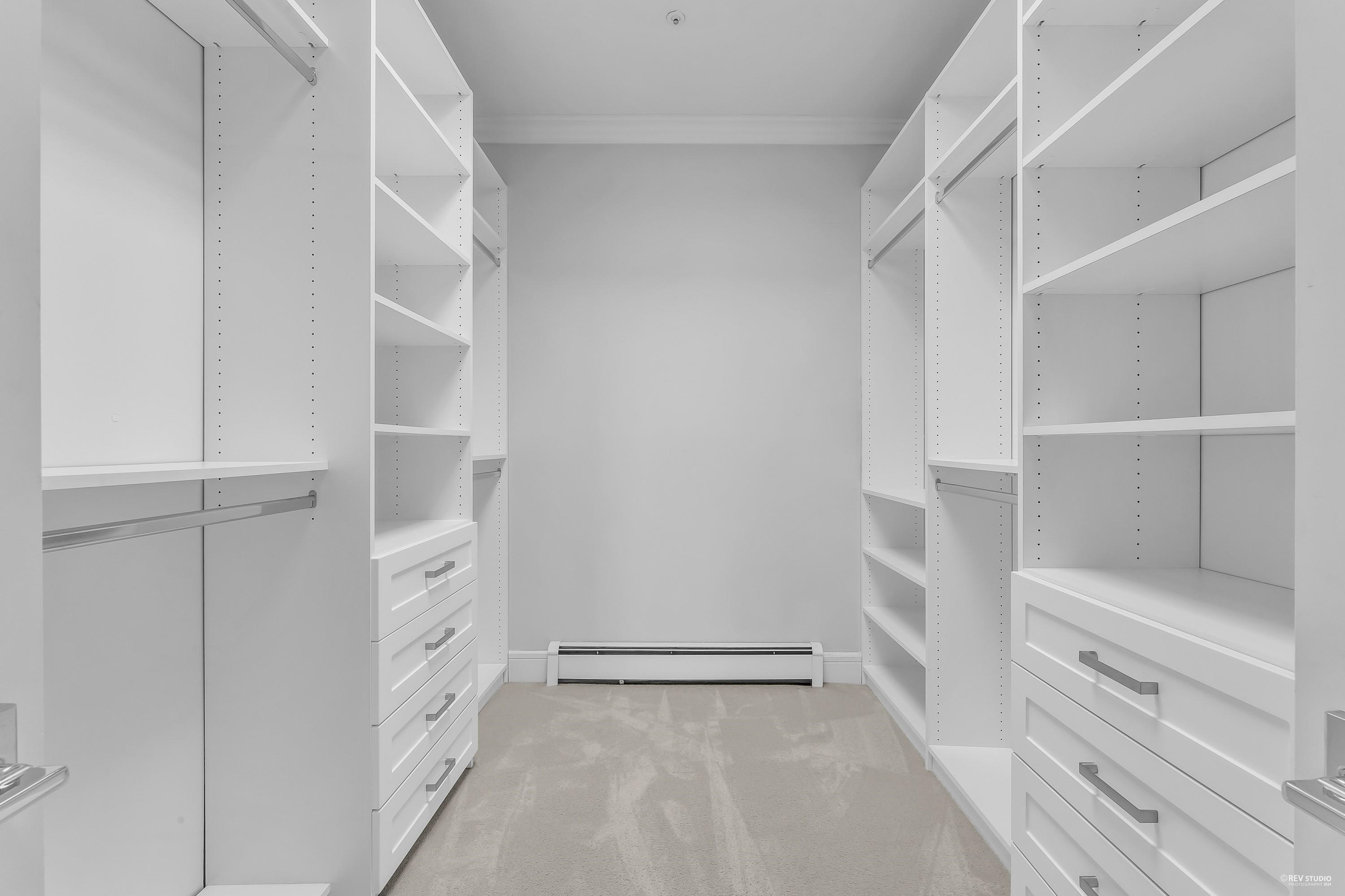 Listing image of 2611 WESTHILL WAY