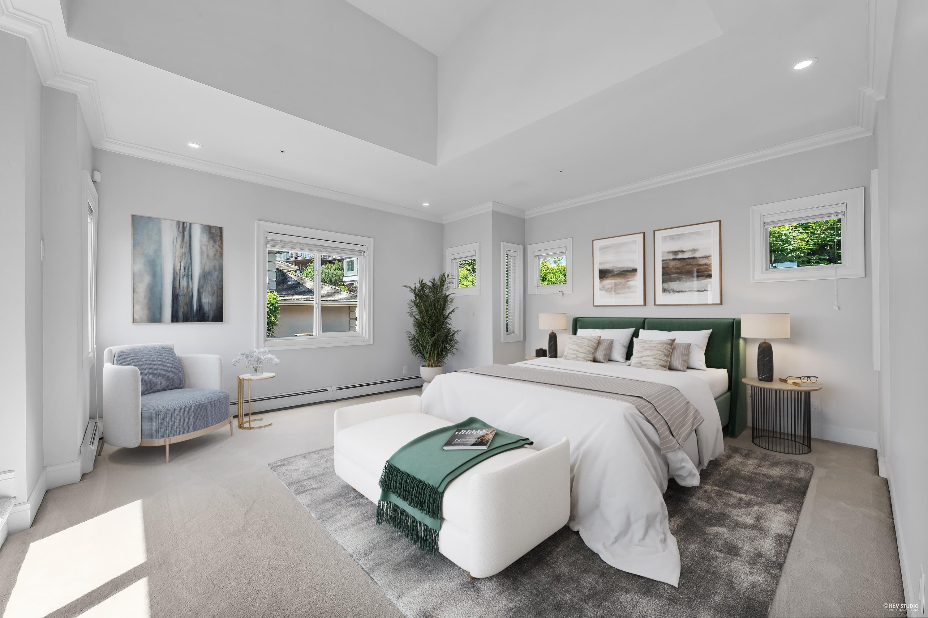 Listing image of 2611 WESTHILL WAY