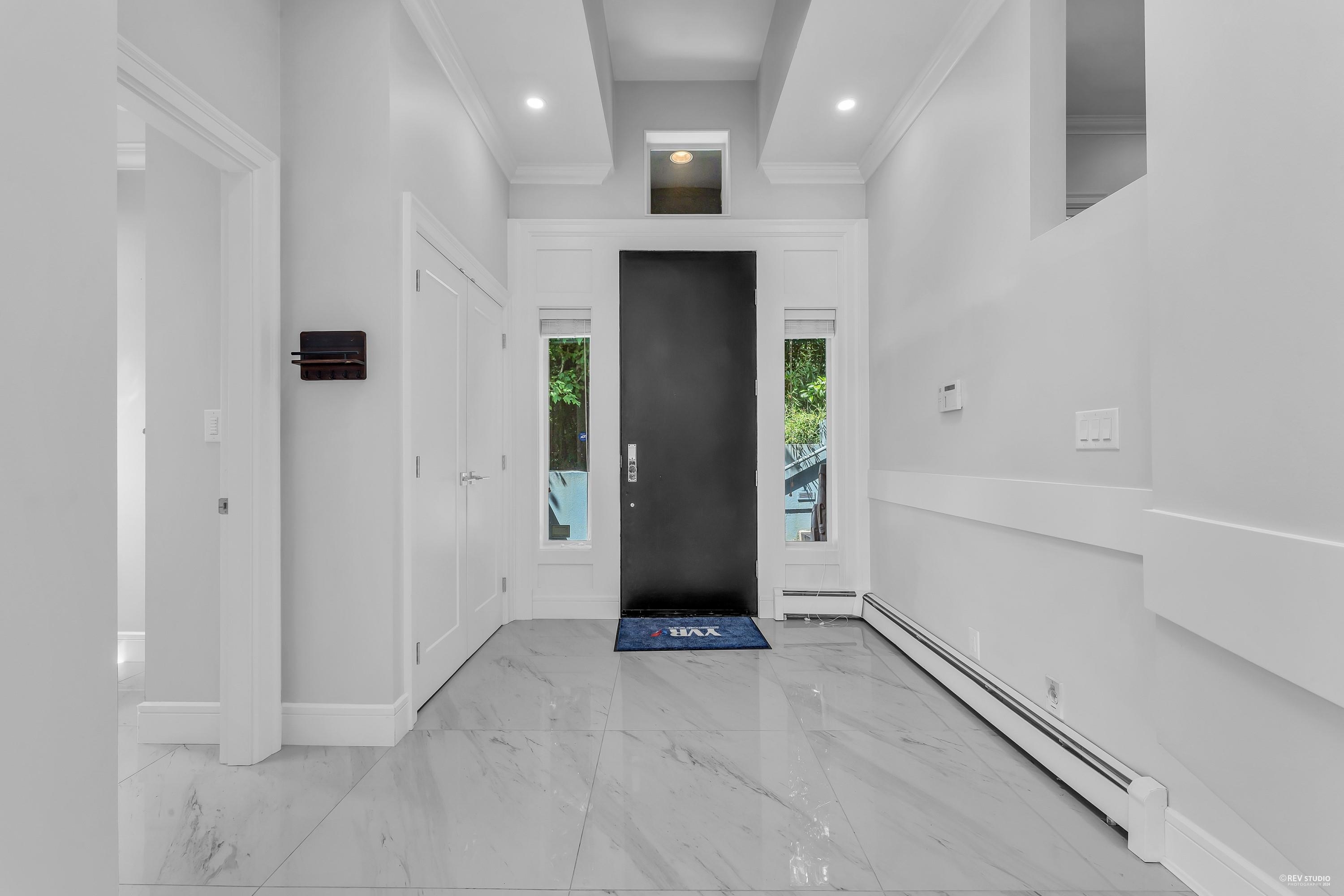 Listing image of 2611 WESTHILL WAY