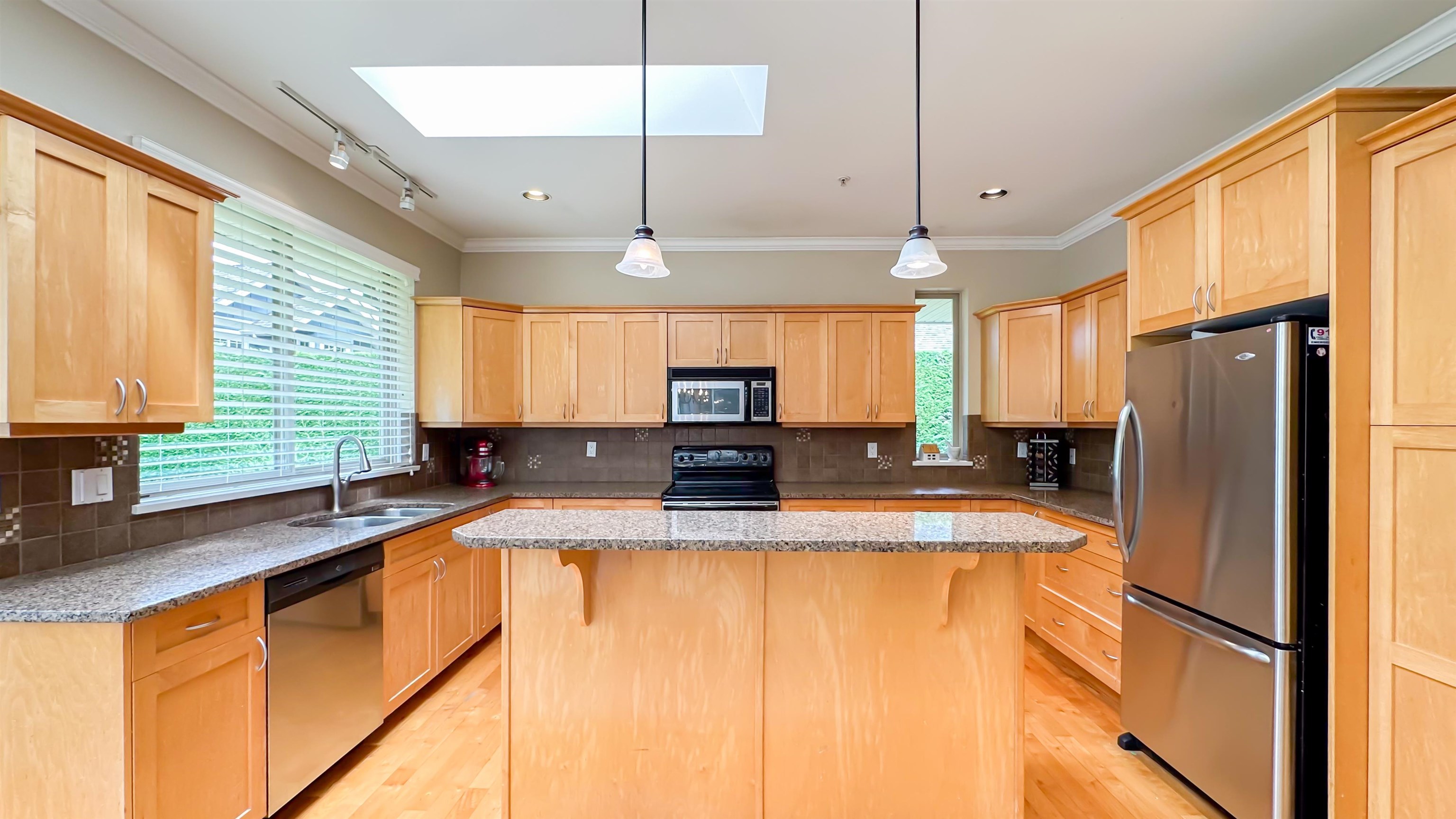 Listing image of 158 STONEGATE DRIVE