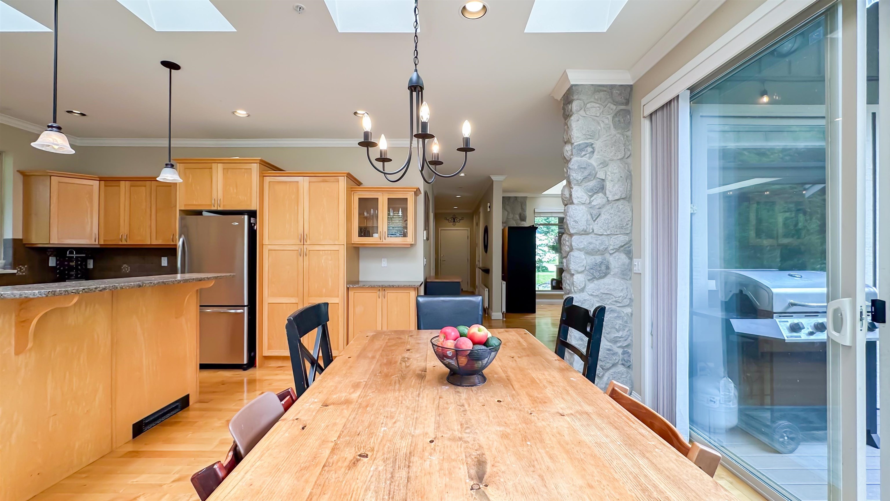 Listing image of 158 STONEGATE DRIVE