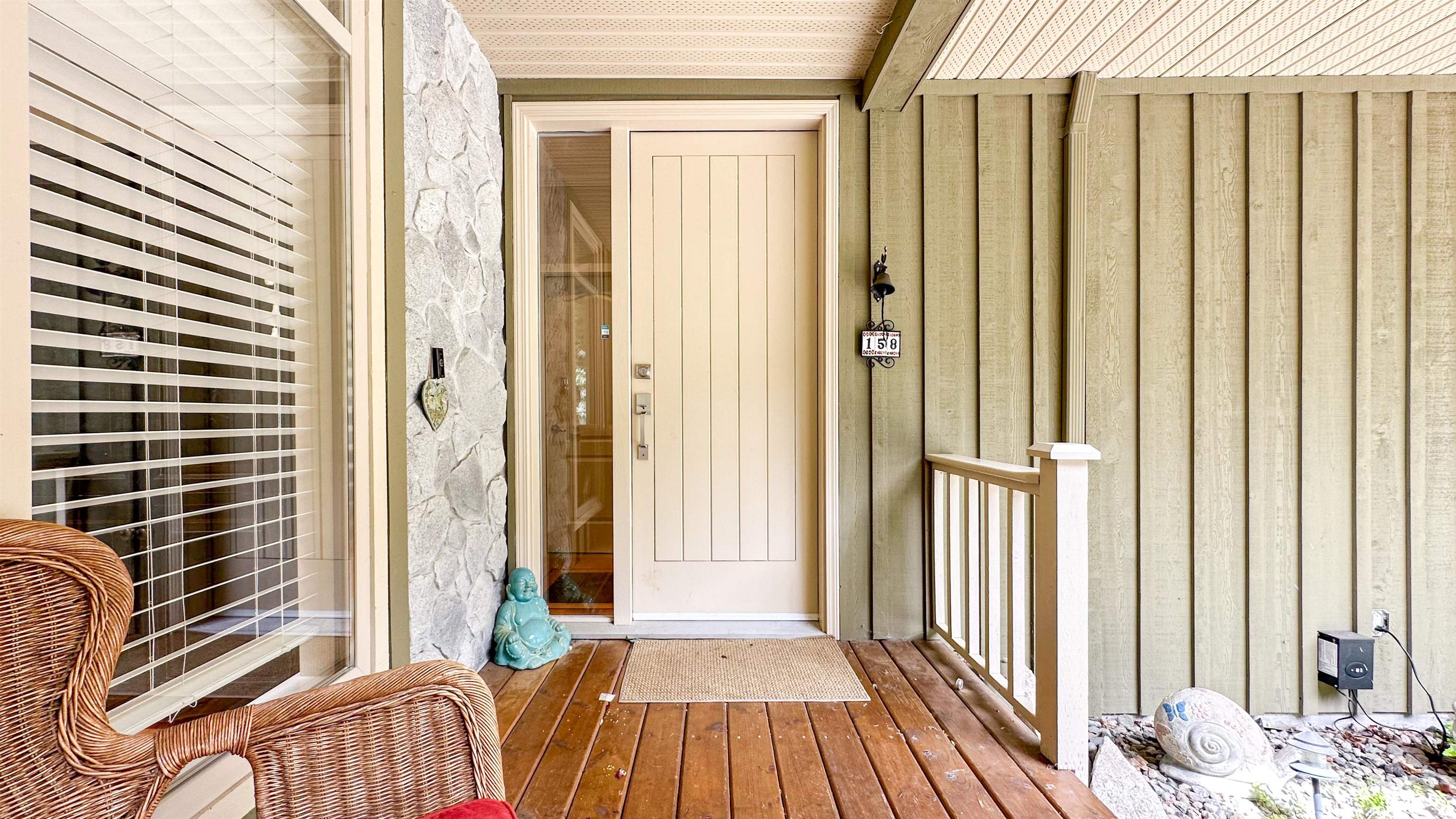 Listing image of 158 STONEGATE DRIVE
