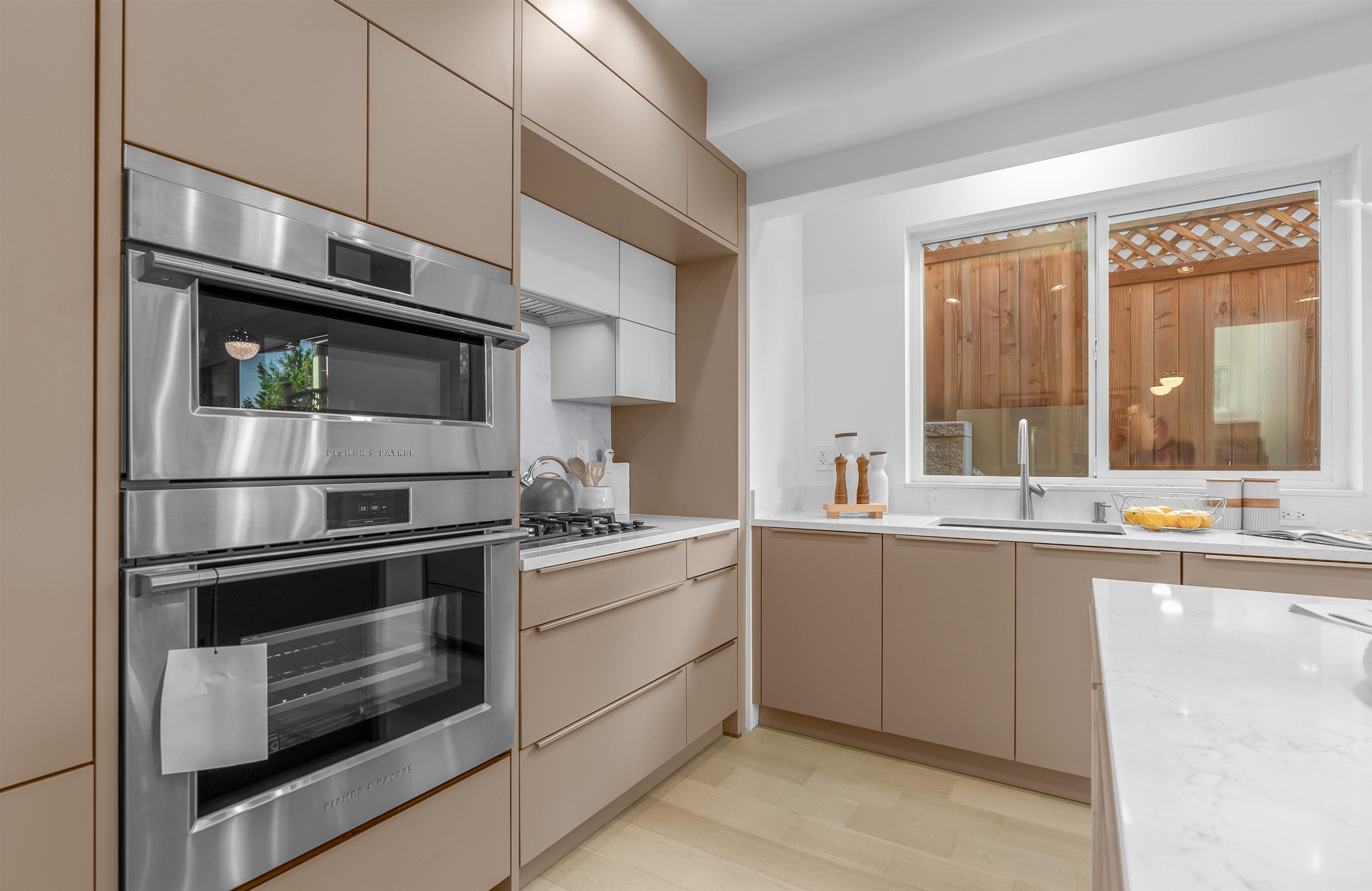 Listing image of 1 434 E 1ST STREET