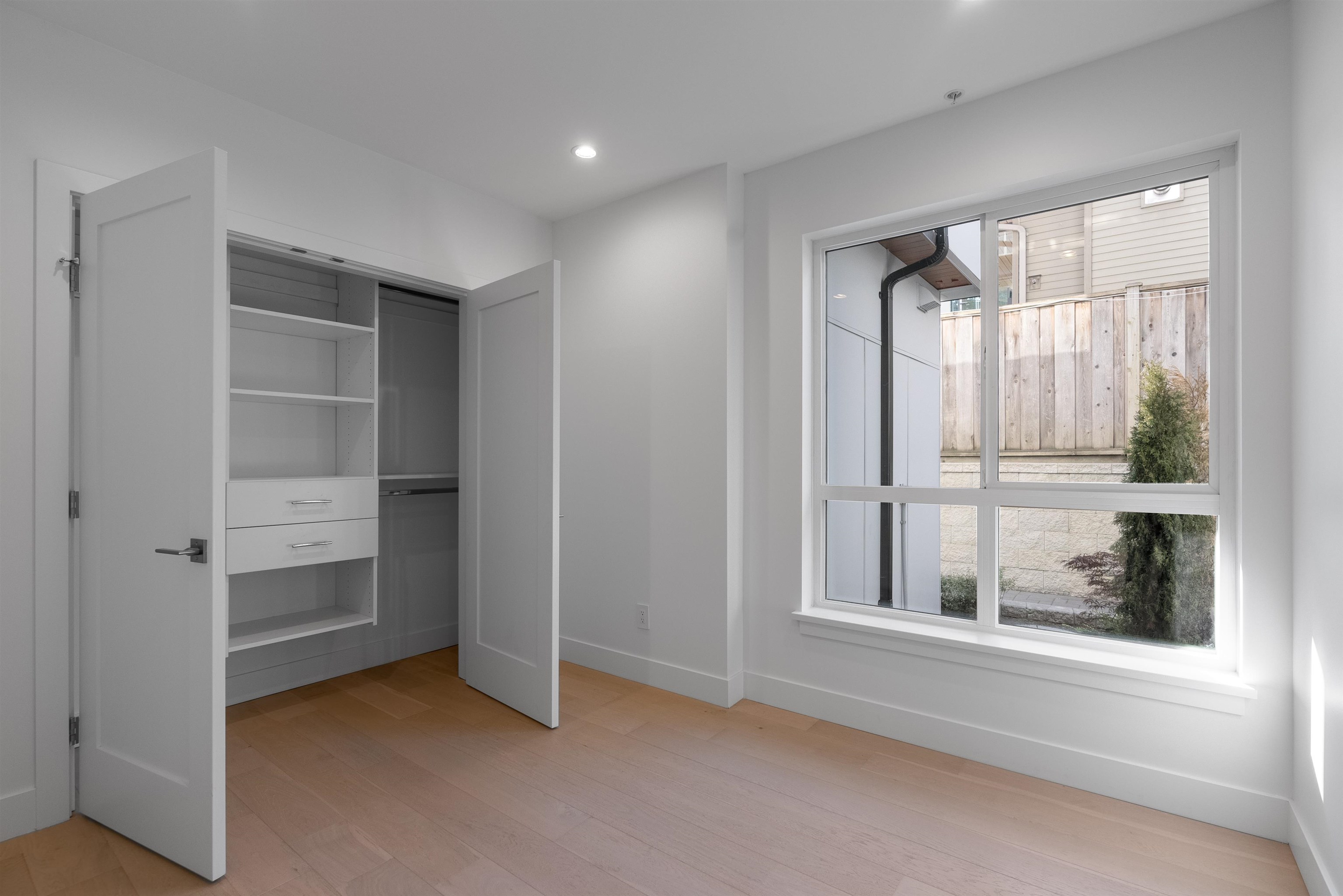 Listing image of 1 434 E 1ST STREET