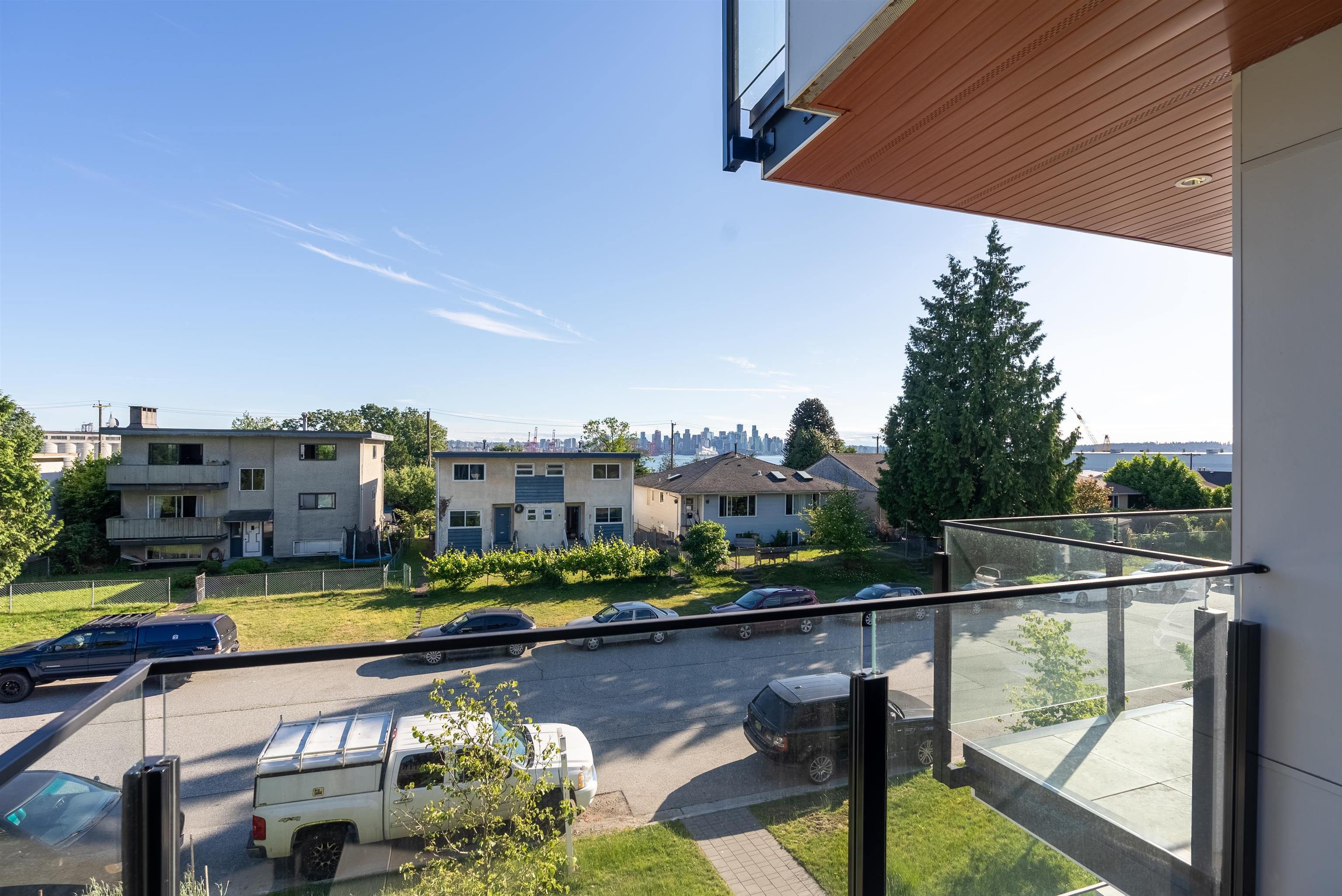 Listing image of 1 434 E 1ST STREET