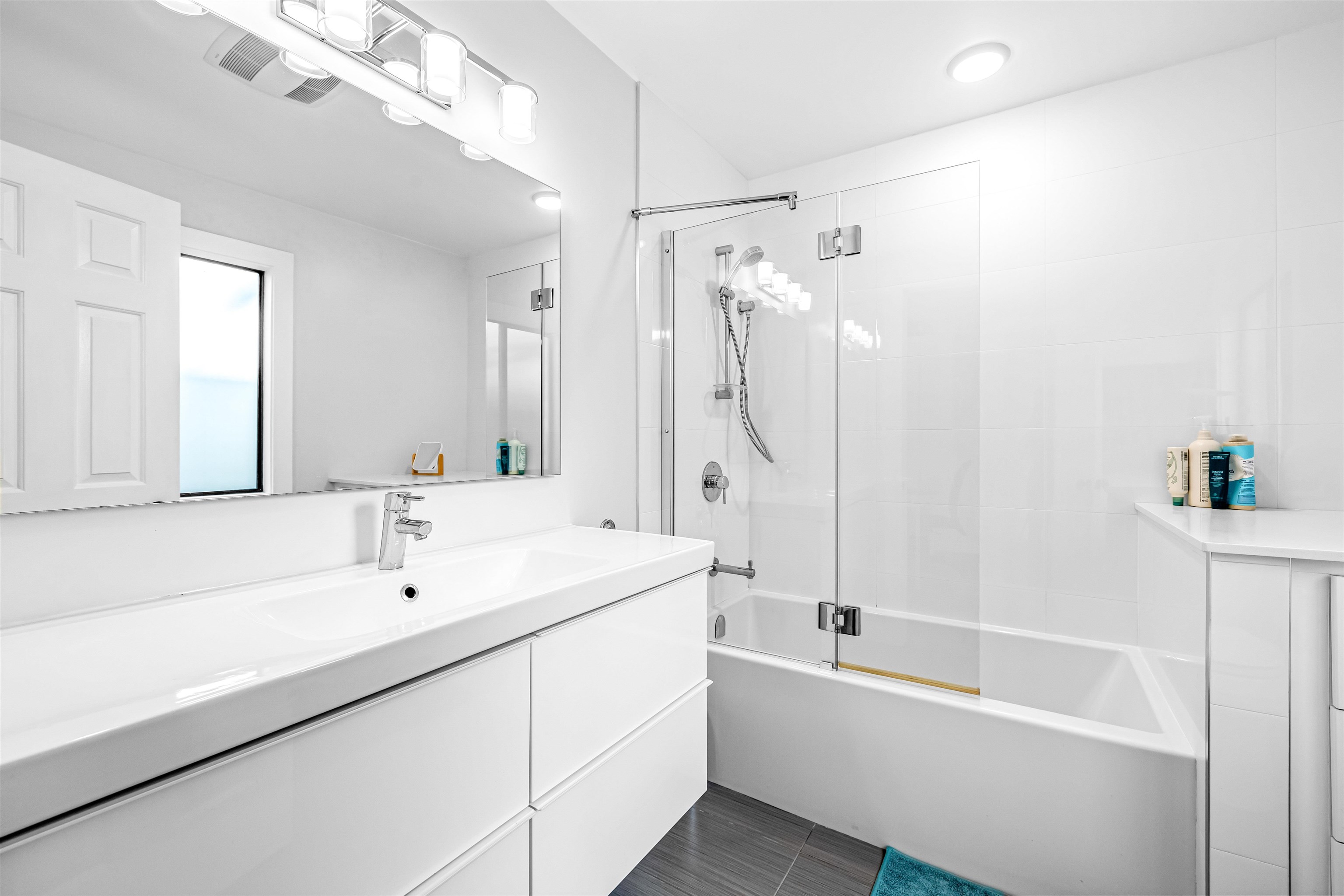 Listing image of 5709 OWL COURT