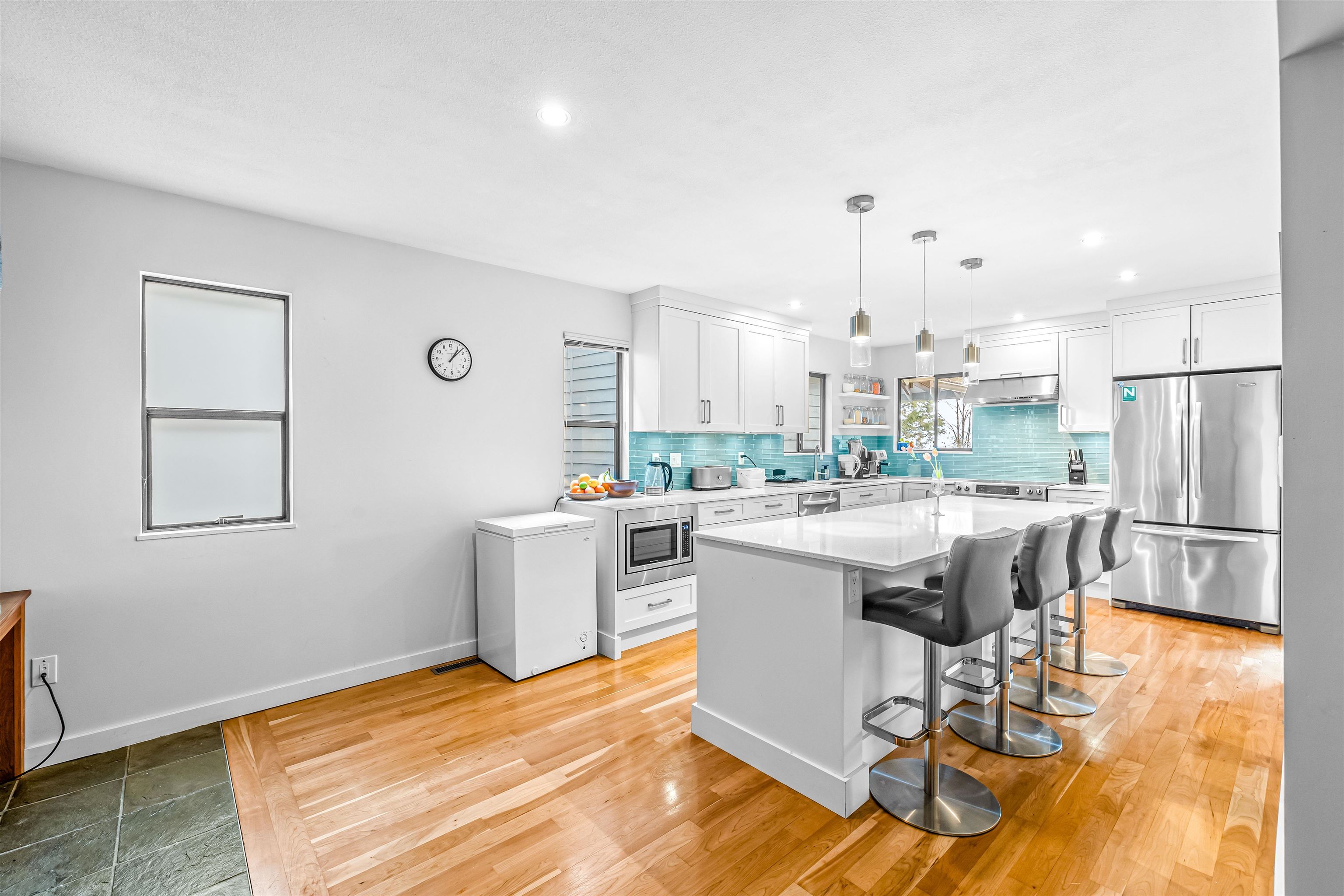 Listing image of 5709 OWL COURT