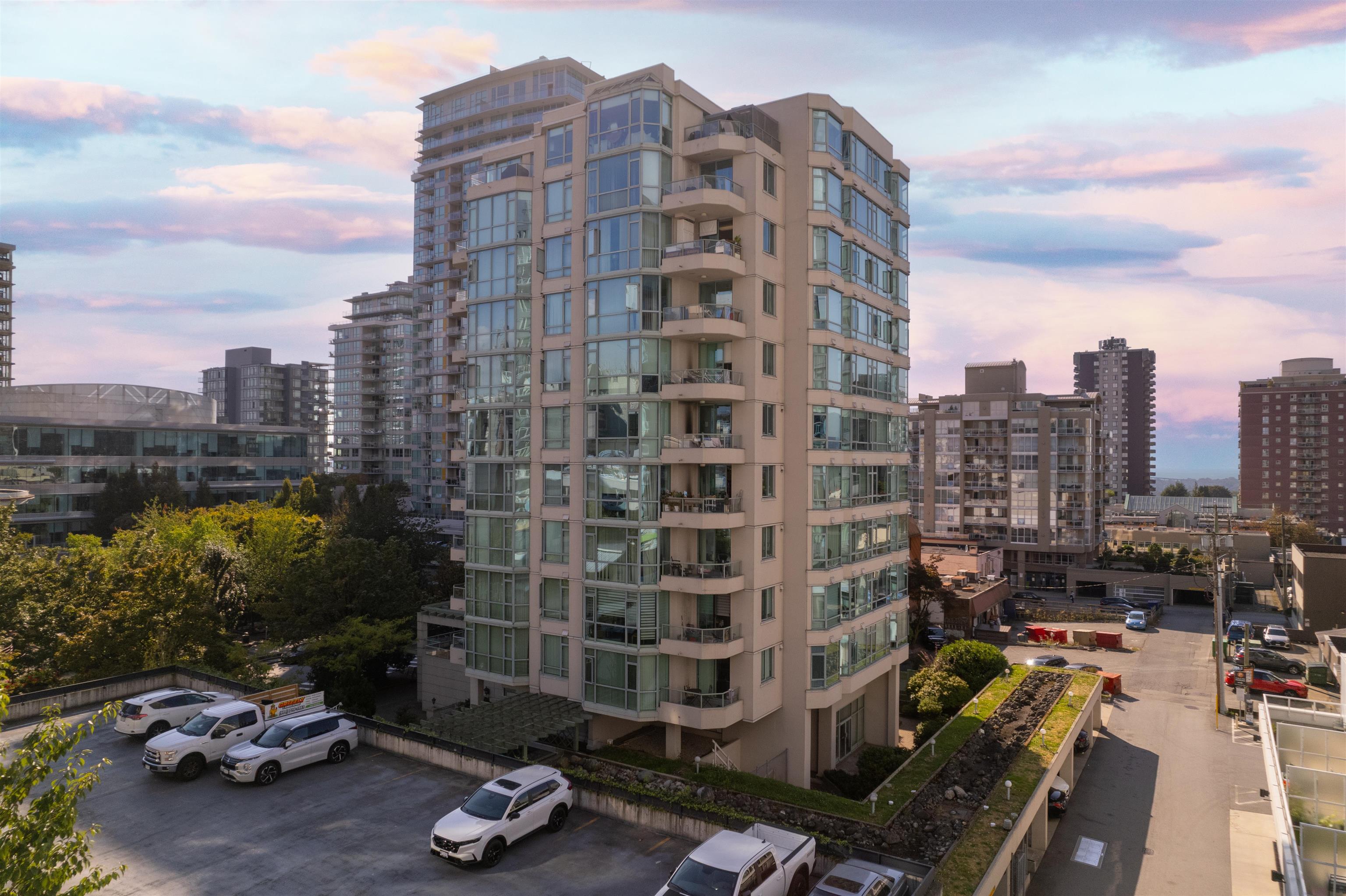 Listing image of 1203 140 E 14TH STREET