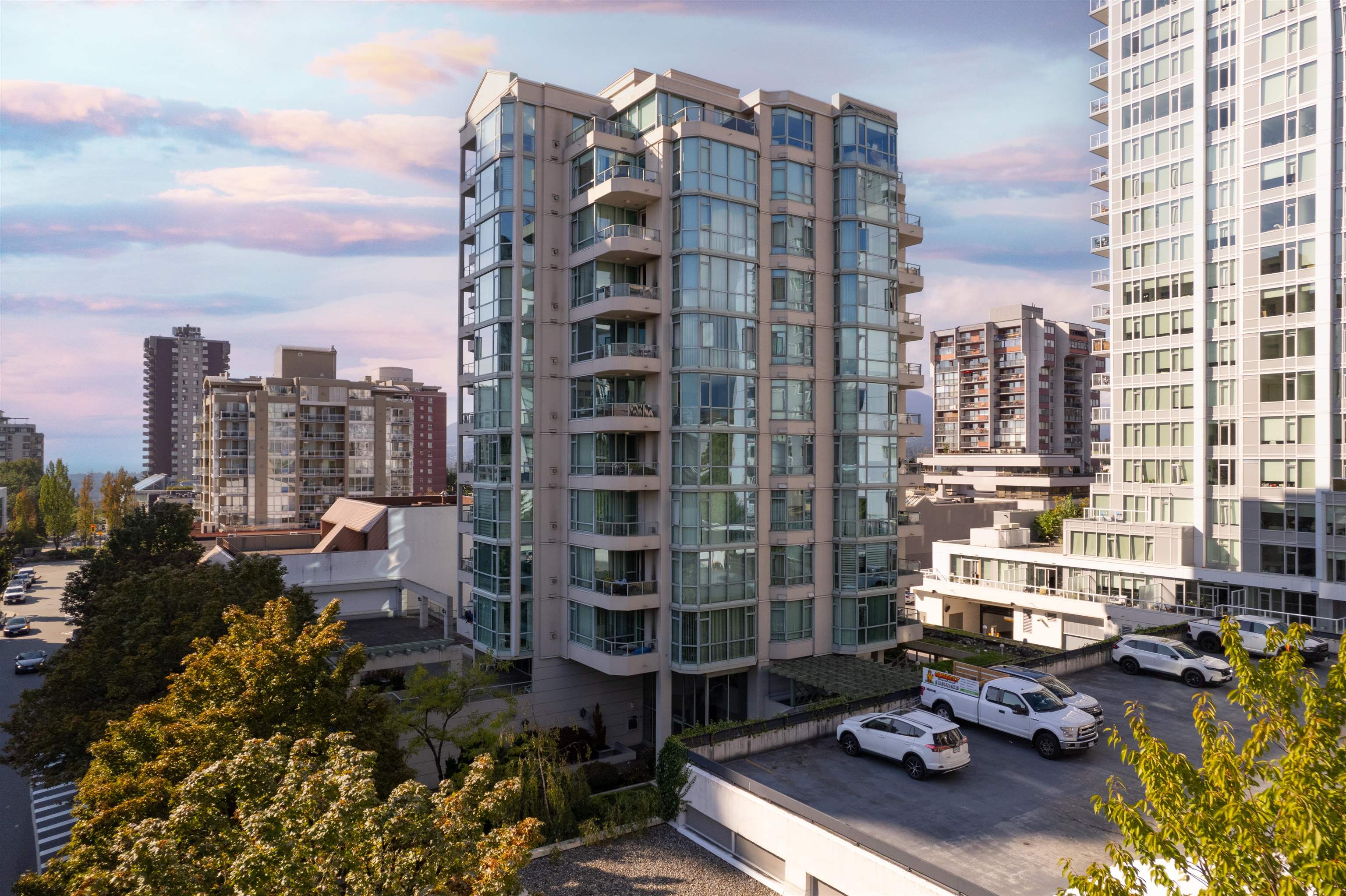 Listing image of 1203 140 E 14TH STREET