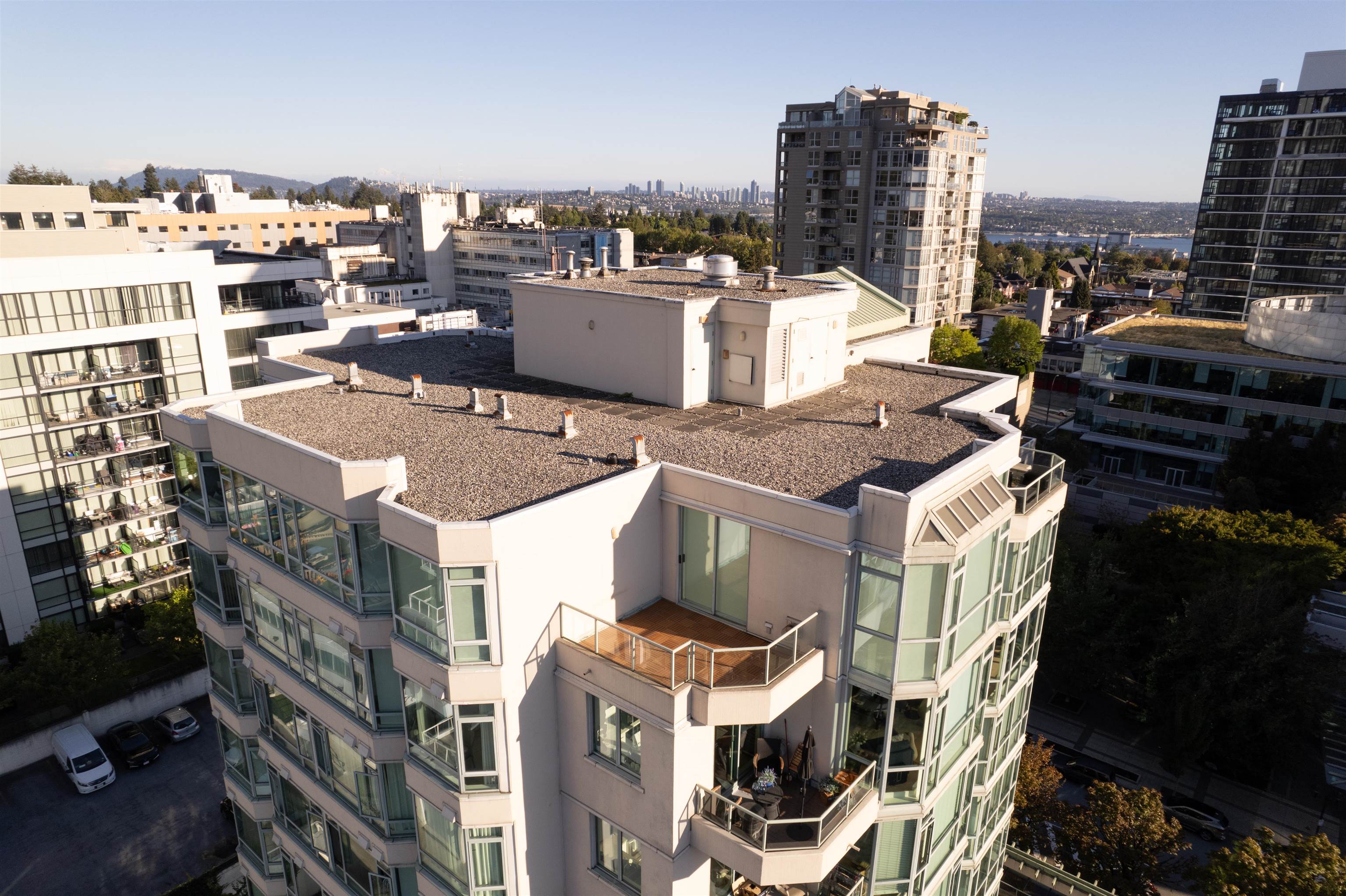 Listing image of 1203 140 E 14TH STREET