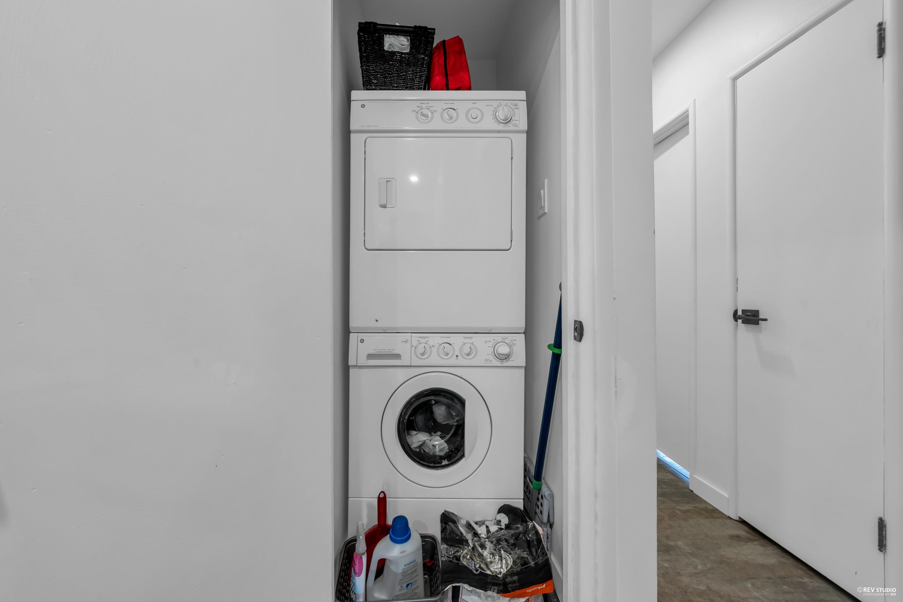 Listing image of 441 TEMPE CRESCENT