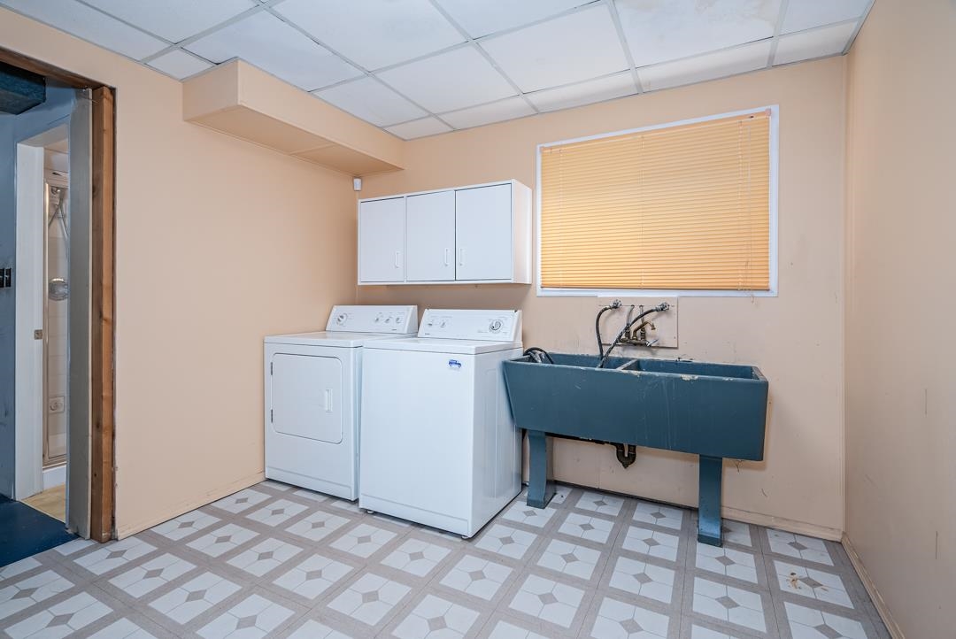 Listing image of 1069 SHAVINGTON STREET