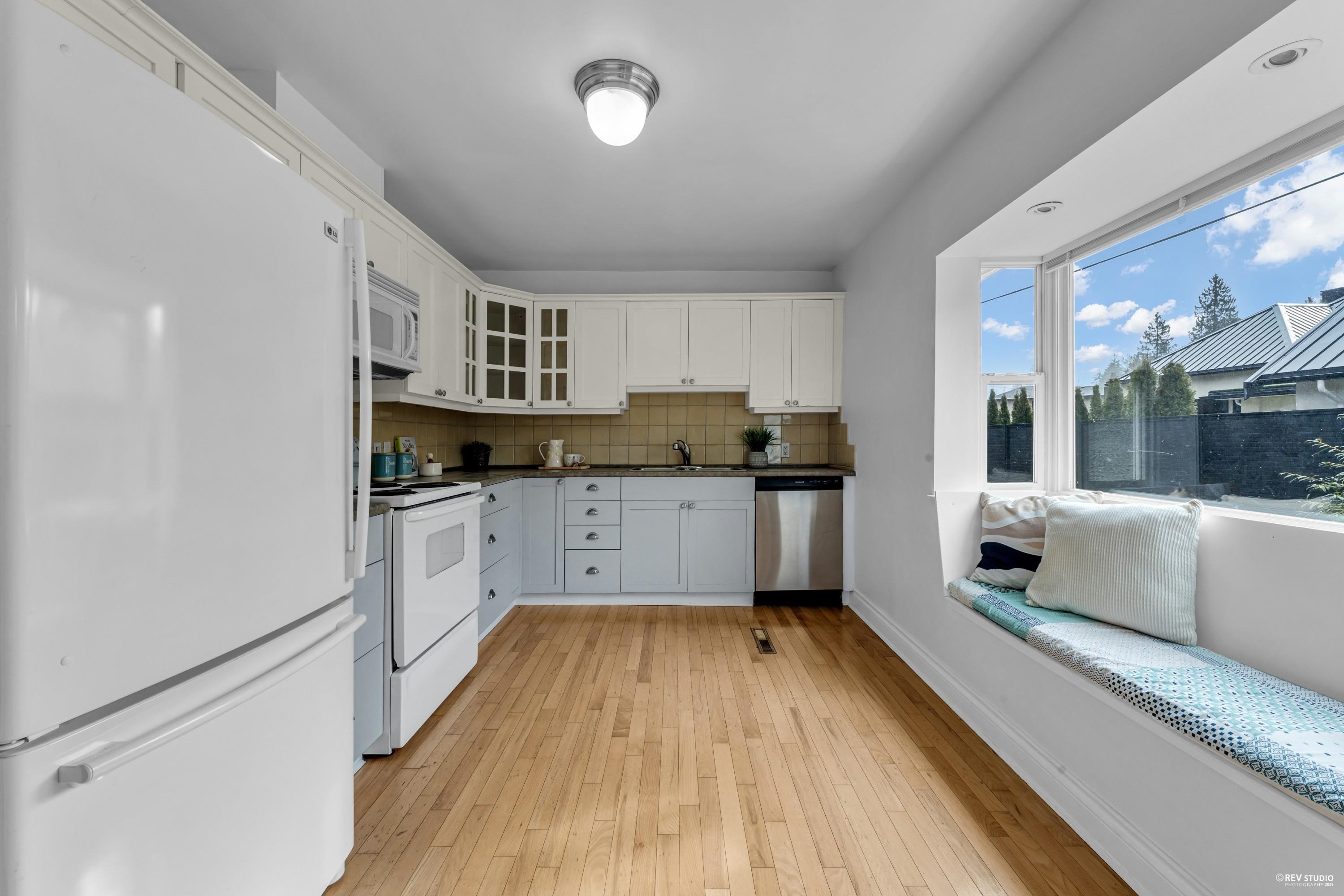 Listing image of 1033 KENNEDY AVENUE