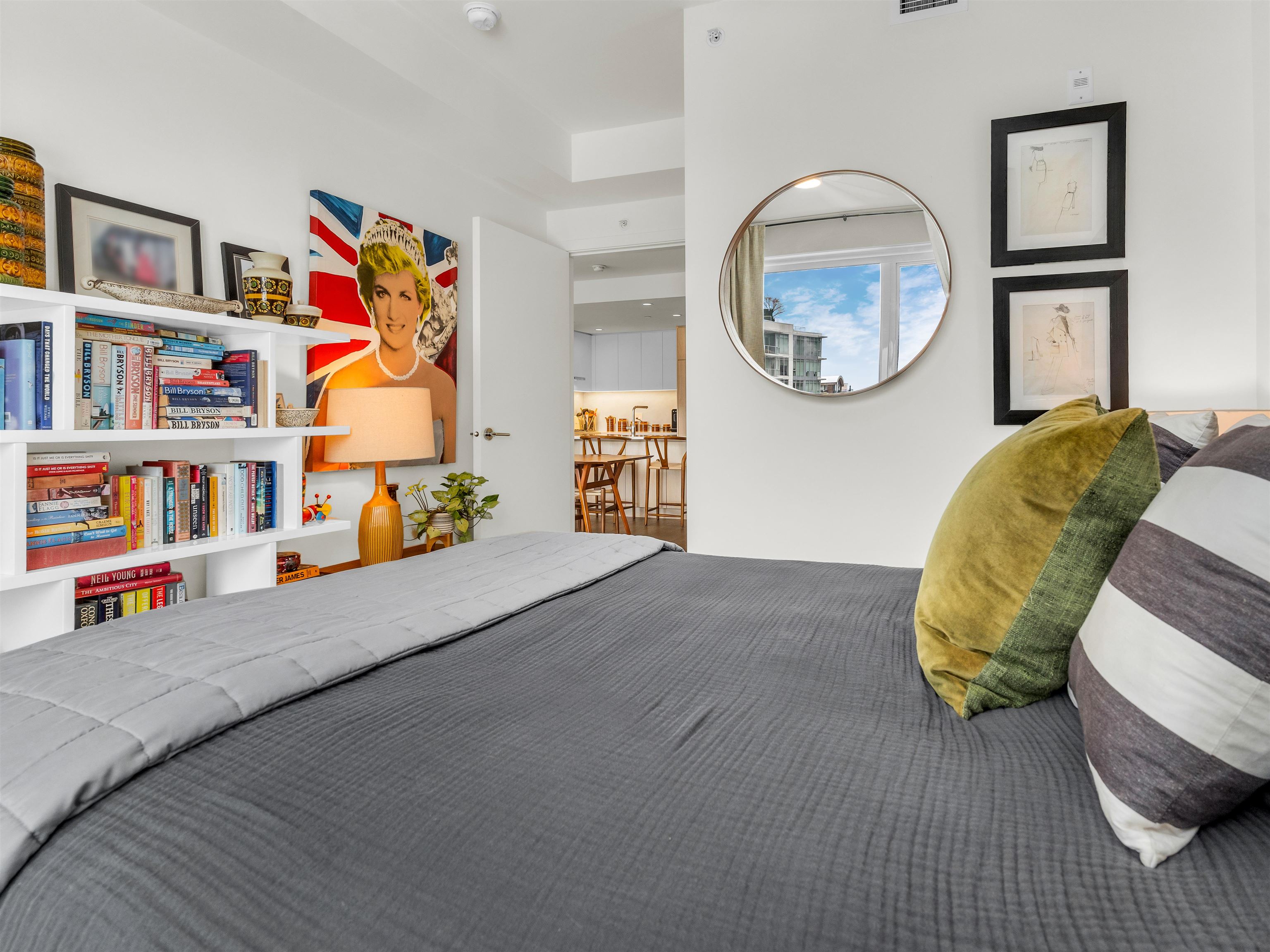 Listing image of 505 177 W 3RD STREET