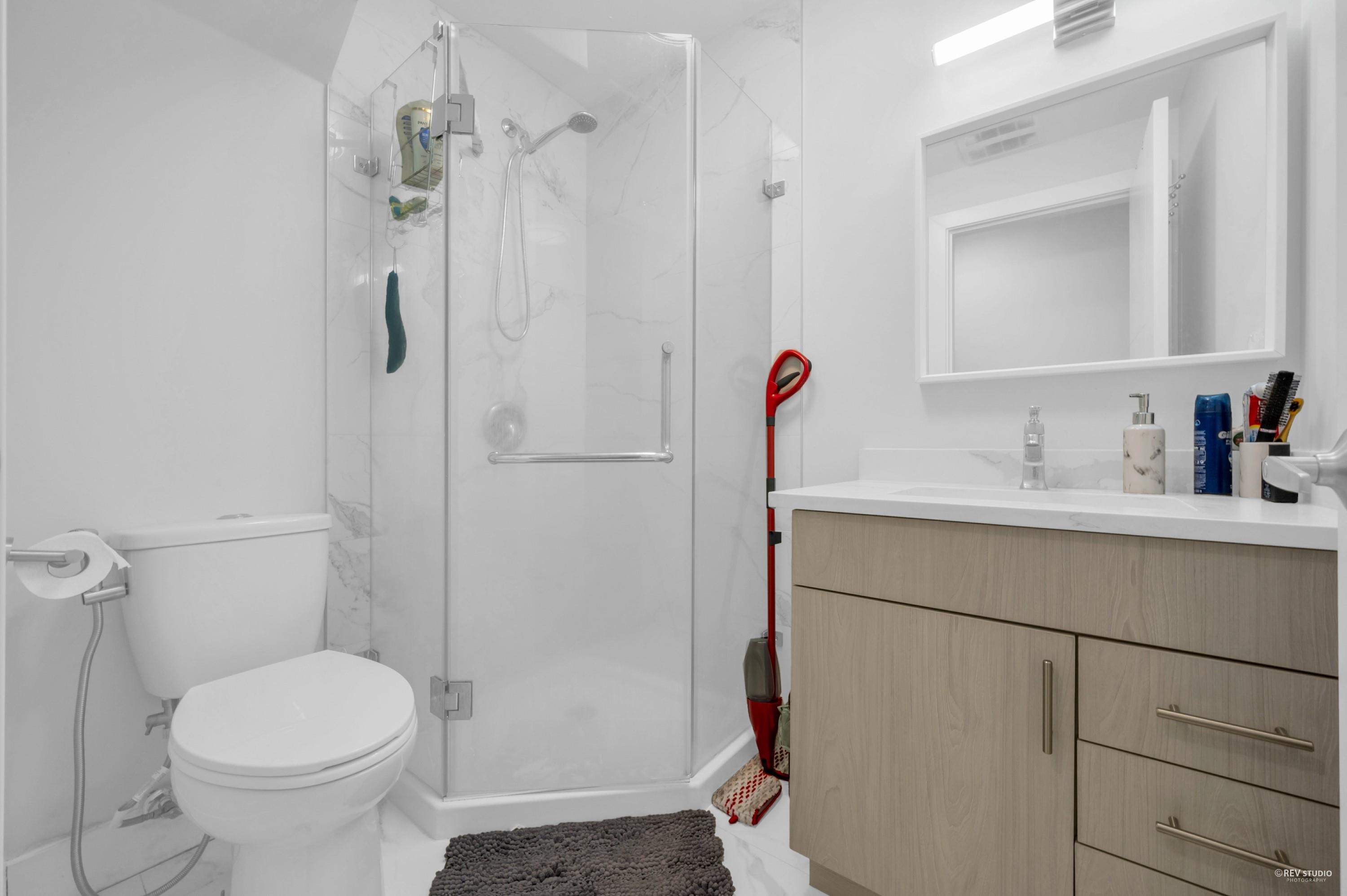 Listing image of 819 PROSPECT AVENUE