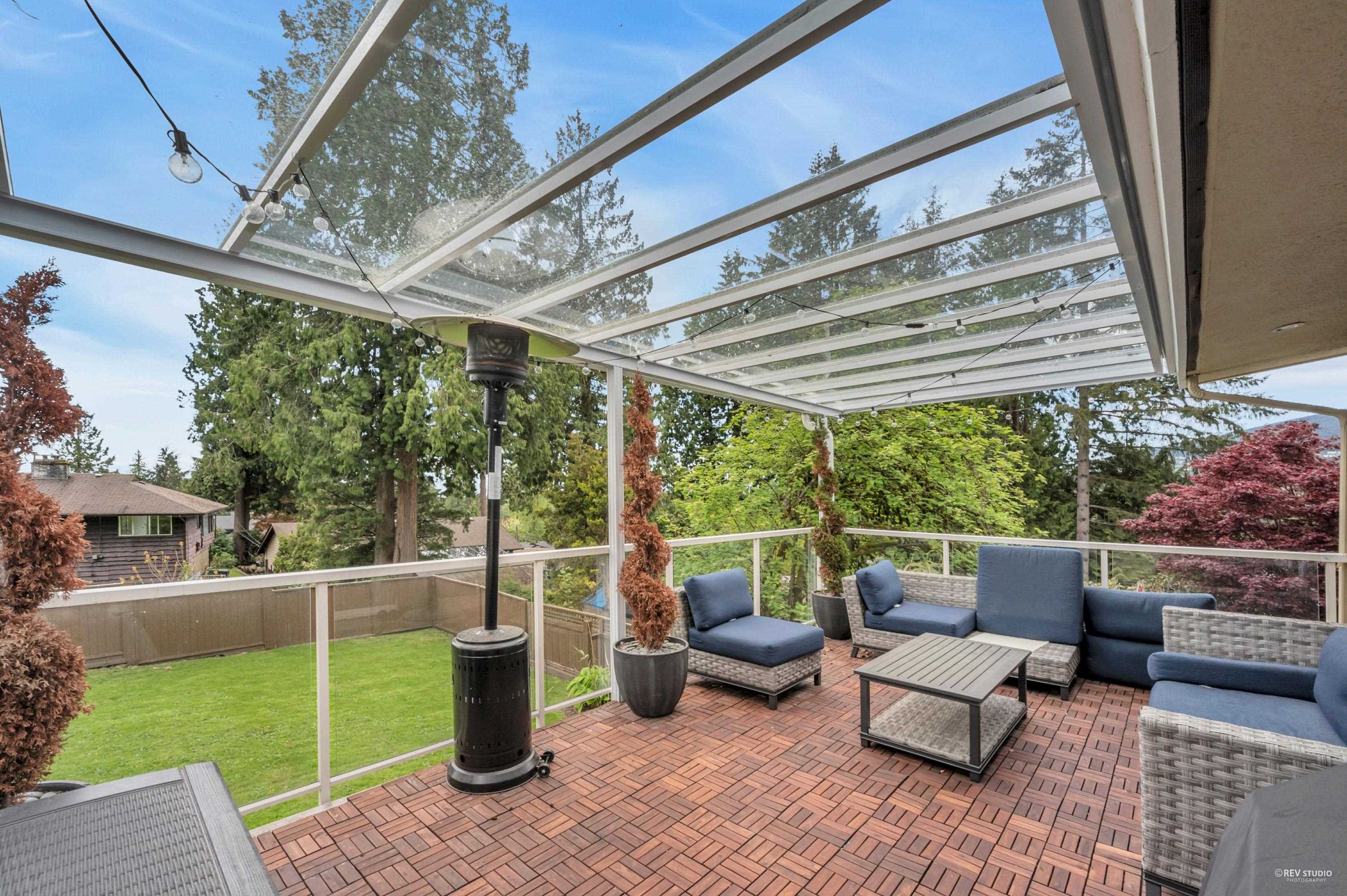 Listing image of 819 PROSPECT AVENUE