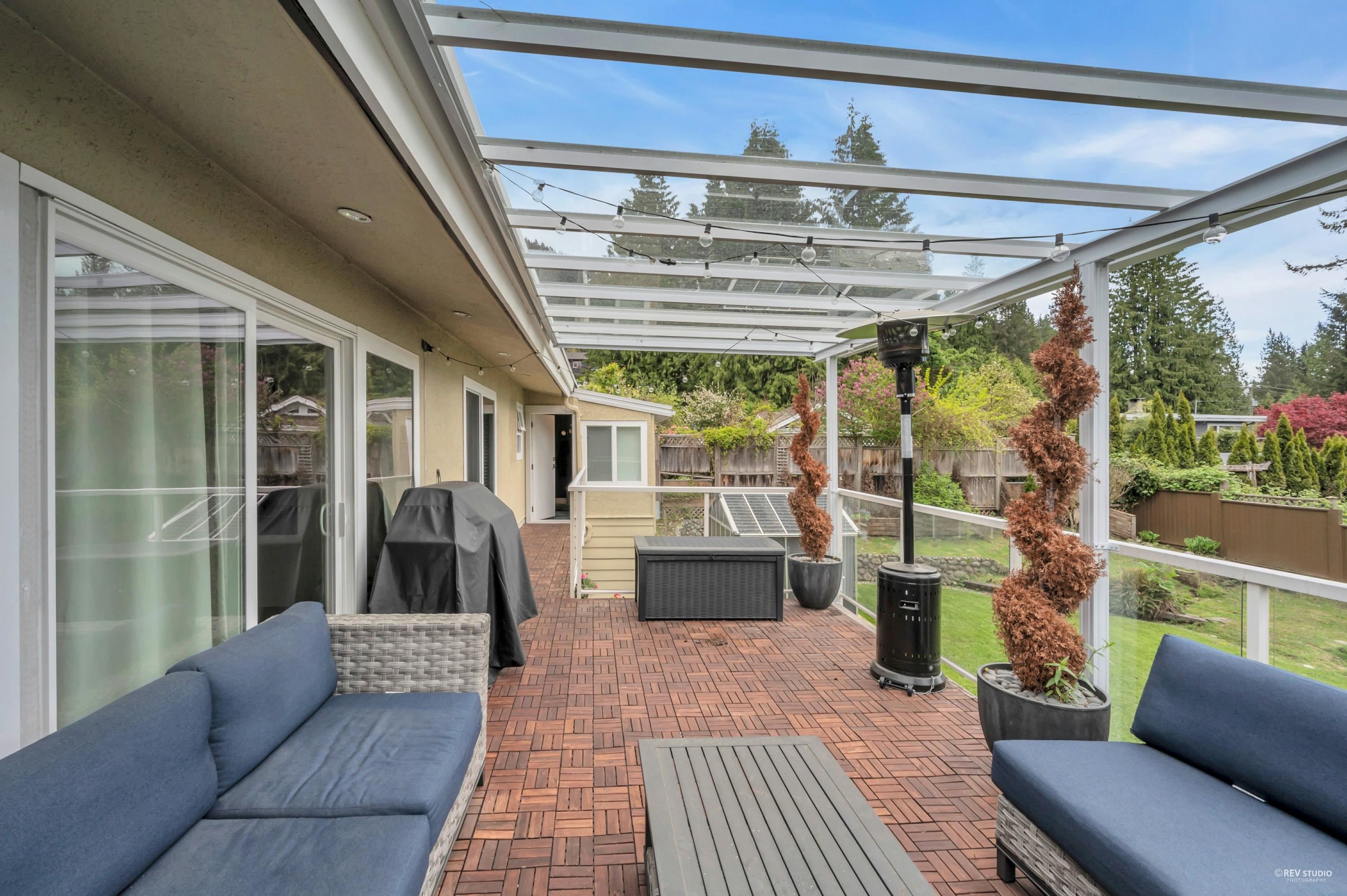 Listing image of 819 PROSPECT AVENUE
