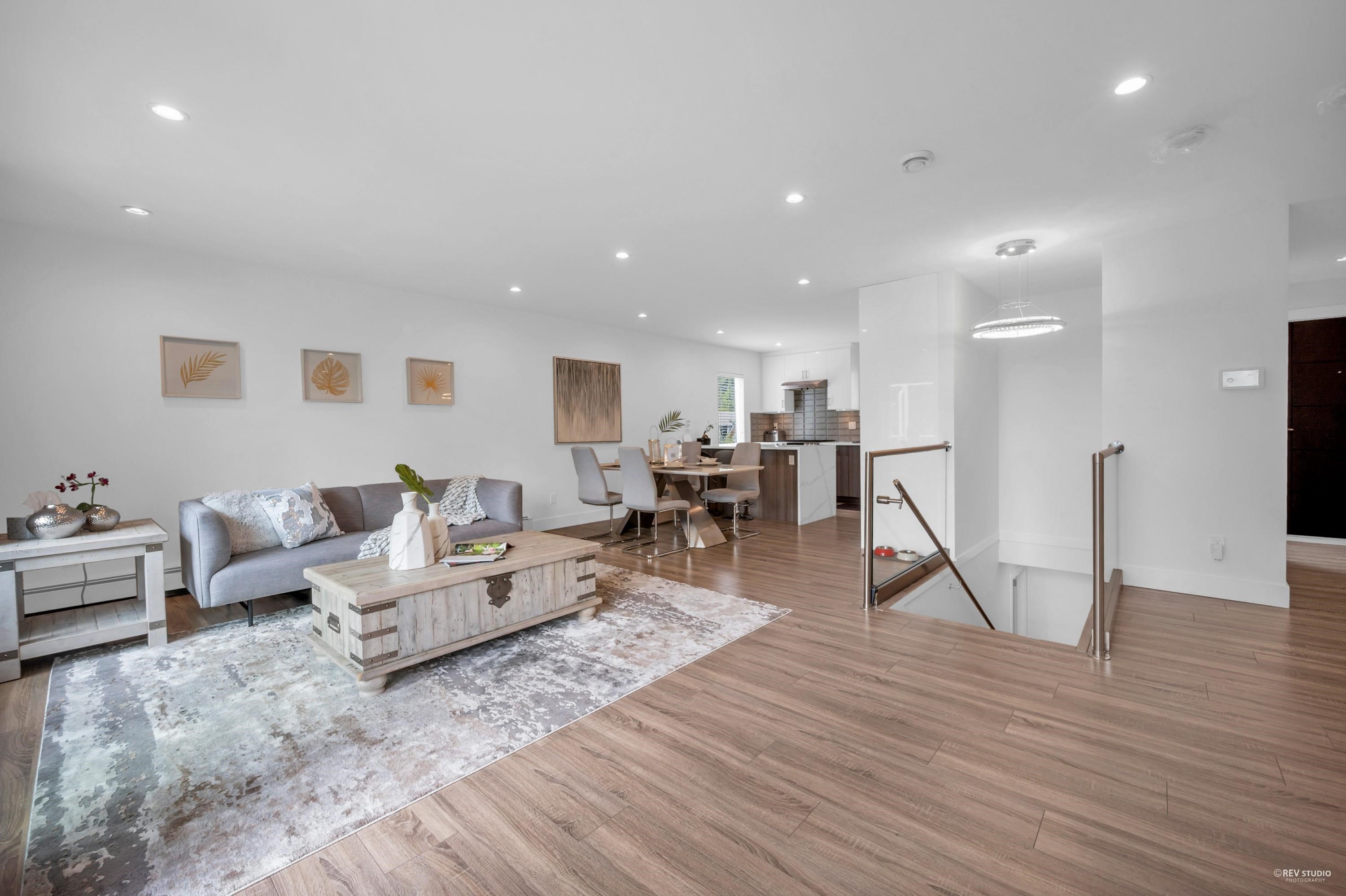 Listing image of 819 PROSPECT AVENUE