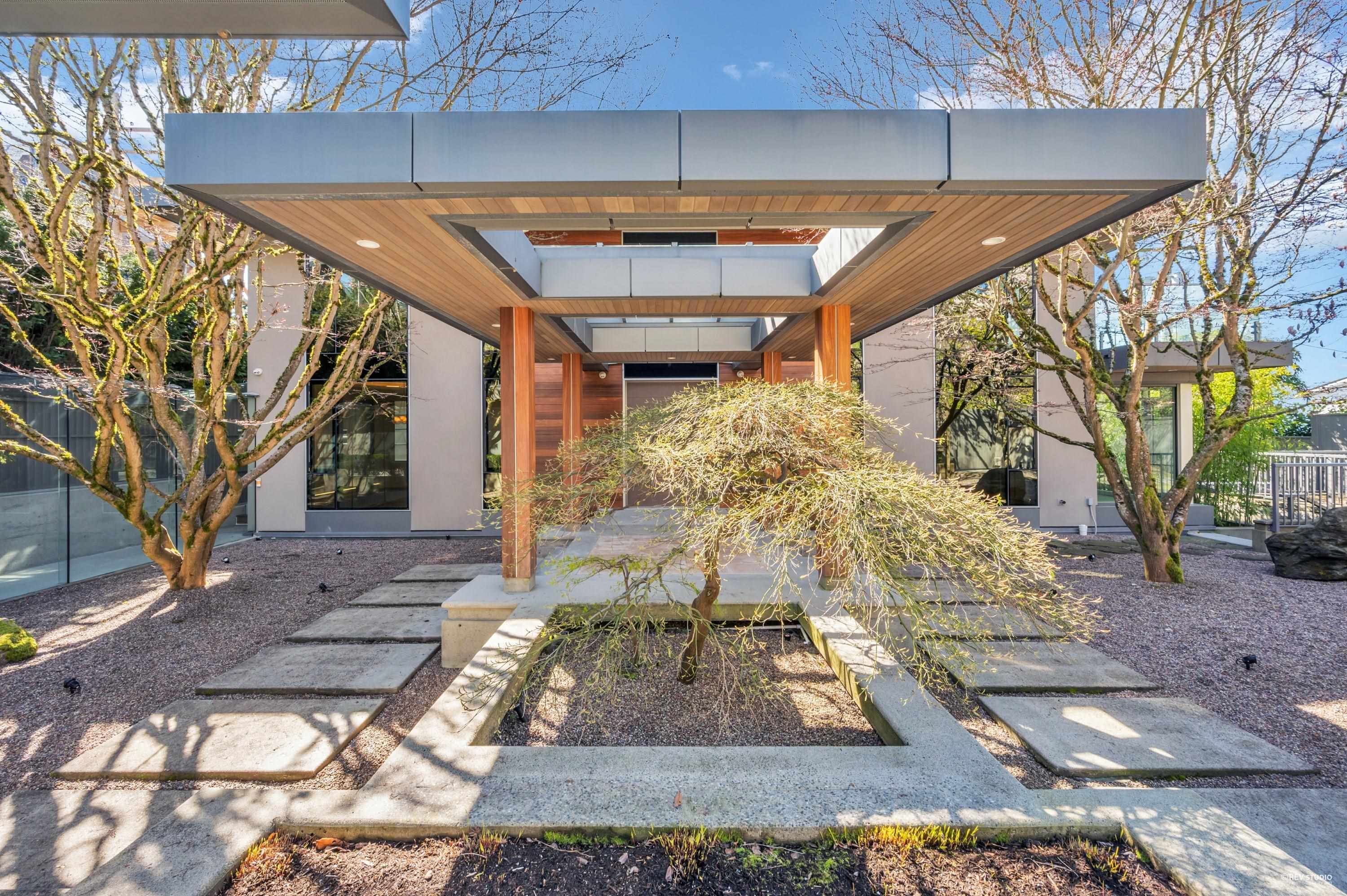 Listing image of 166 28TH STREET
