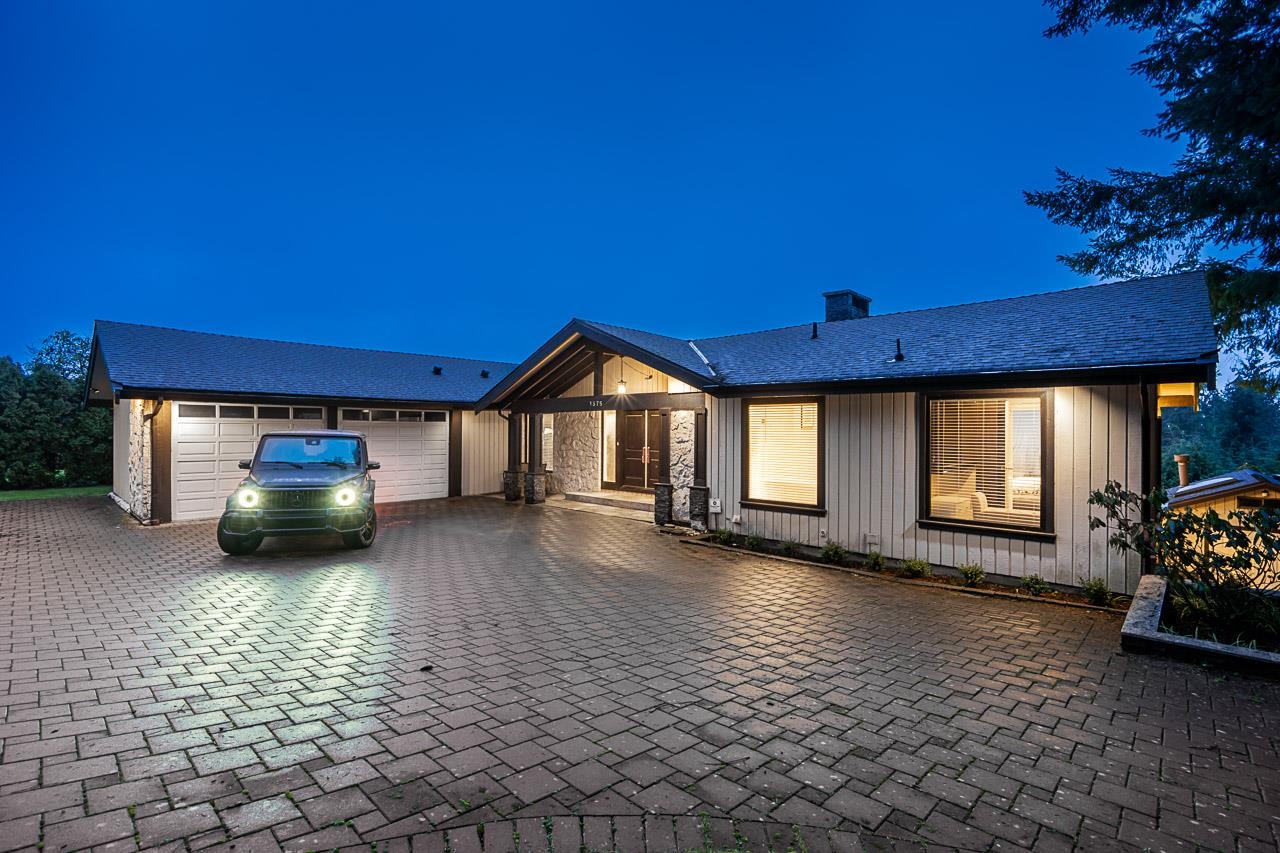 Listing image of 1575 CHARTWELL DRIVE