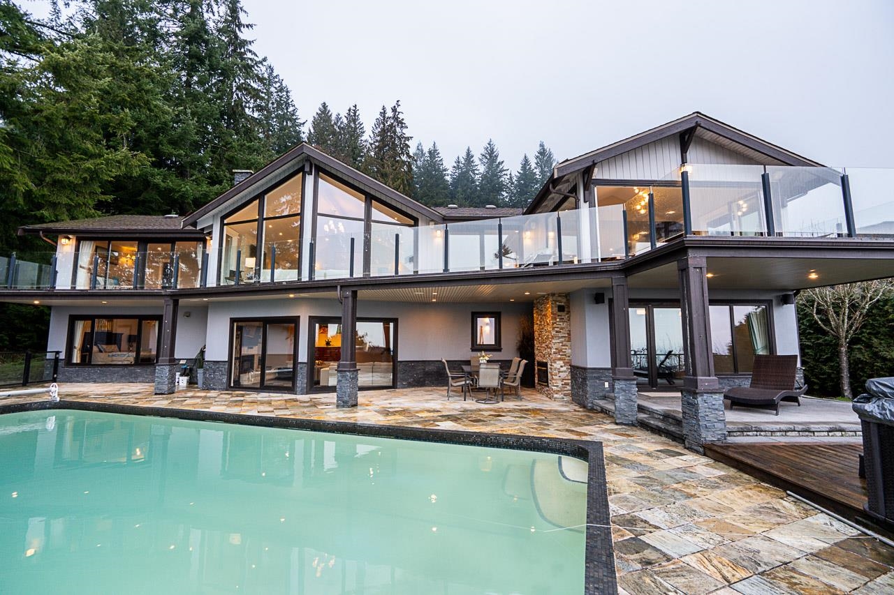 Listing image of 1575 CHARTWELL DRIVE