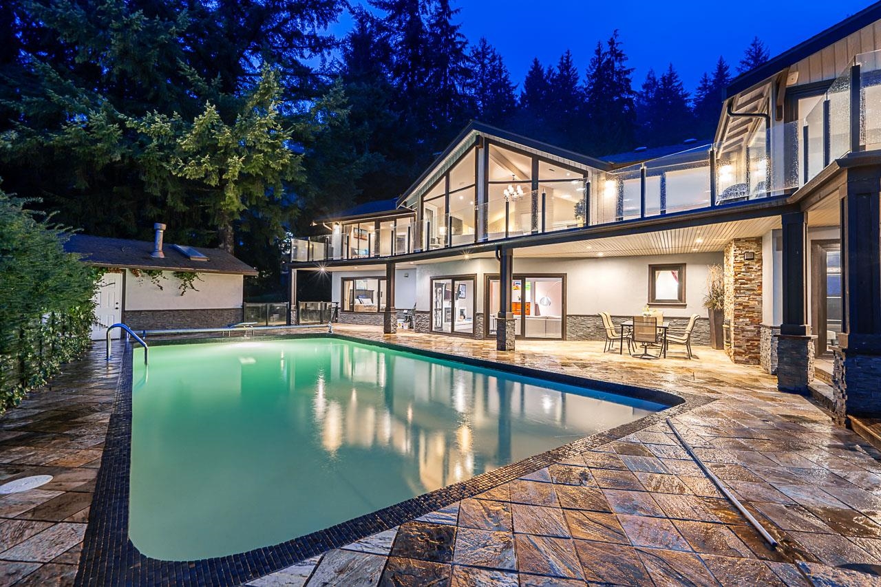Listing image of 1575 CHARTWELL DRIVE