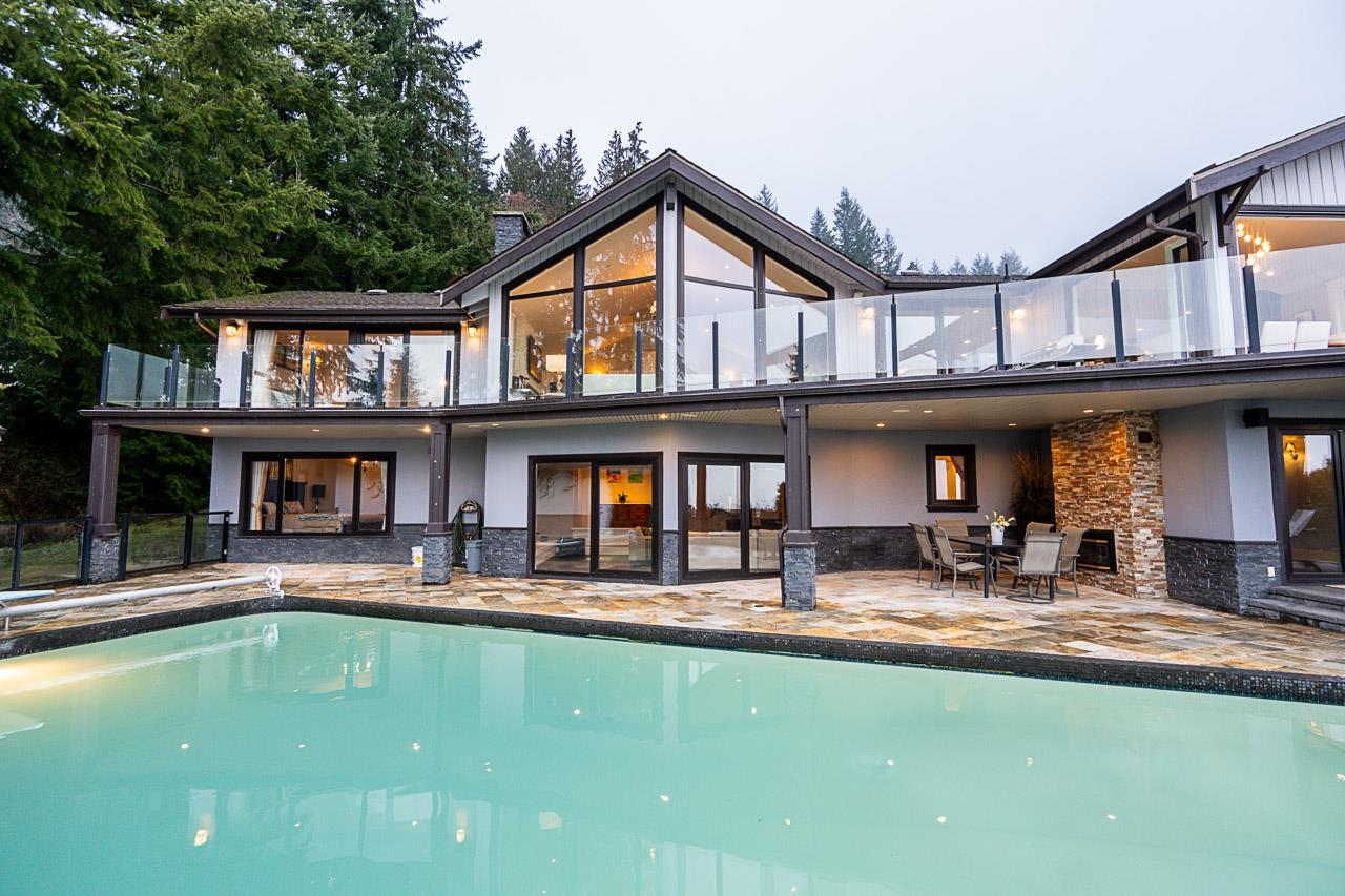 Listing image of 1575 CHARTWELL DRIVE