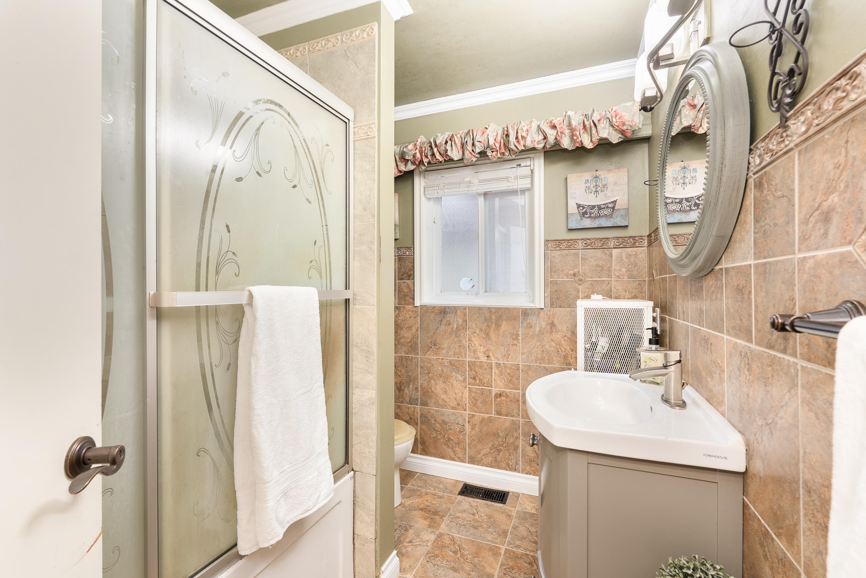 Listing image of 1068 CANYON BOULEVARD