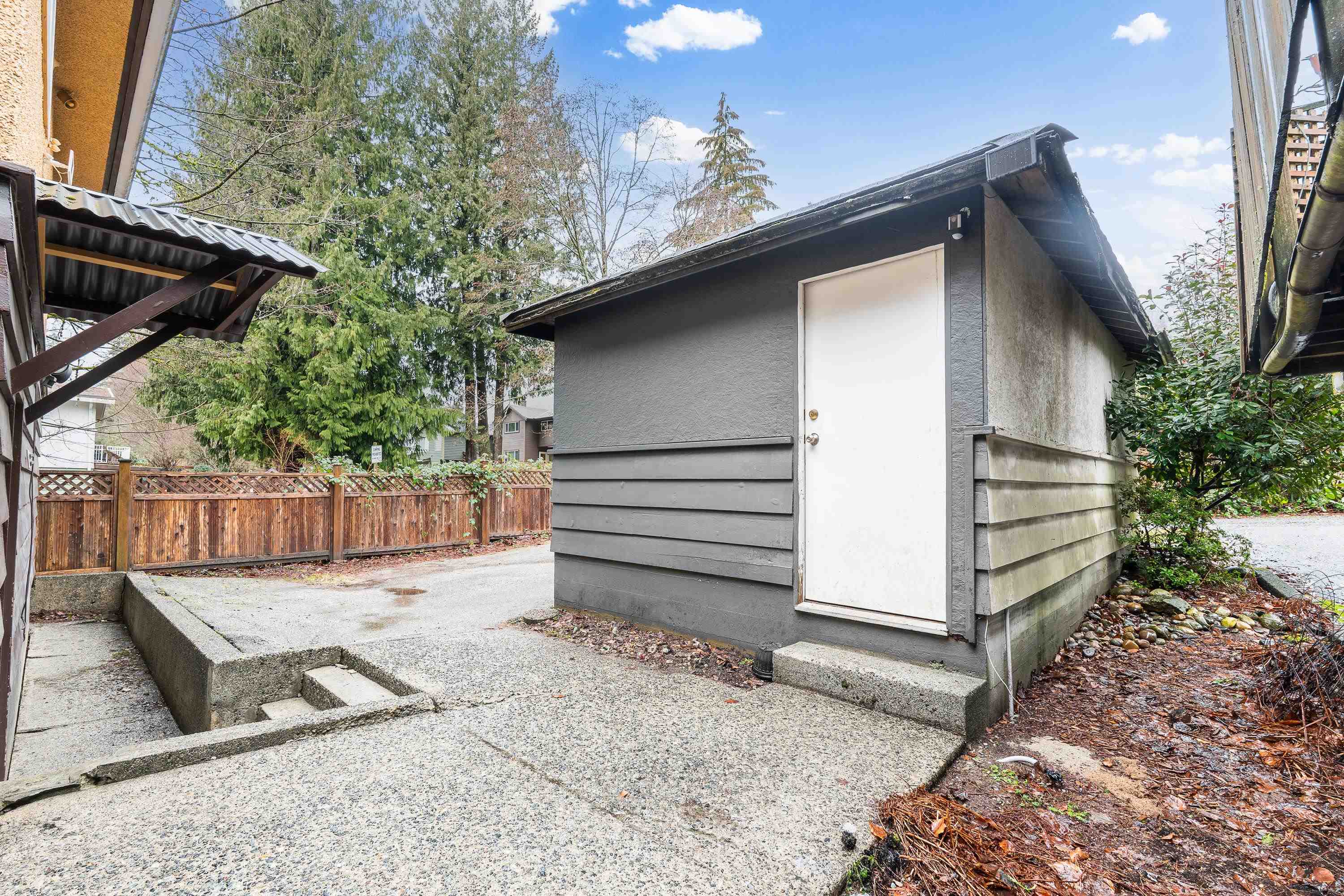 Listing image of 1068 CANYON BOULEVARD