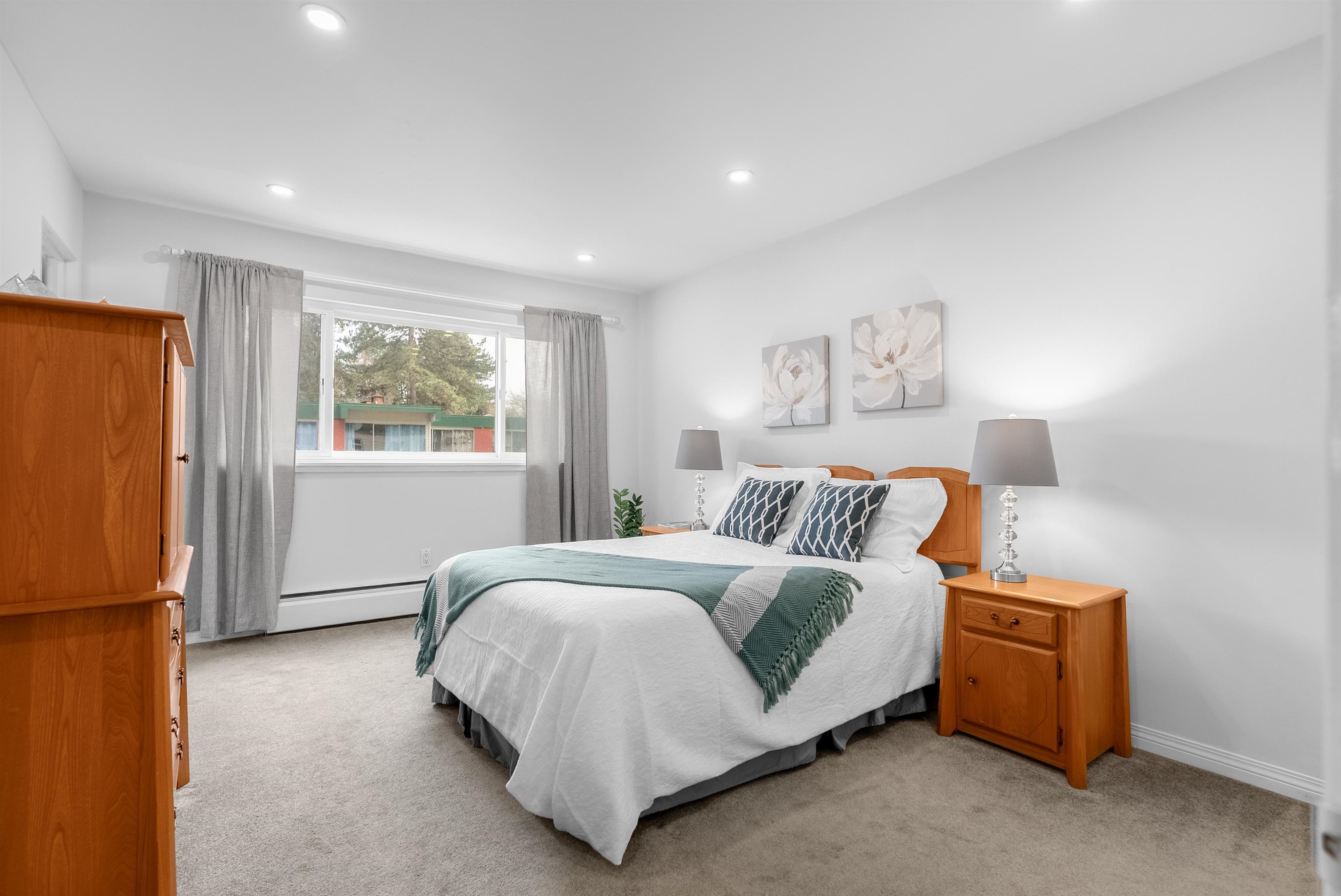 Listing image of 847 WESTVIEW DRIVE
