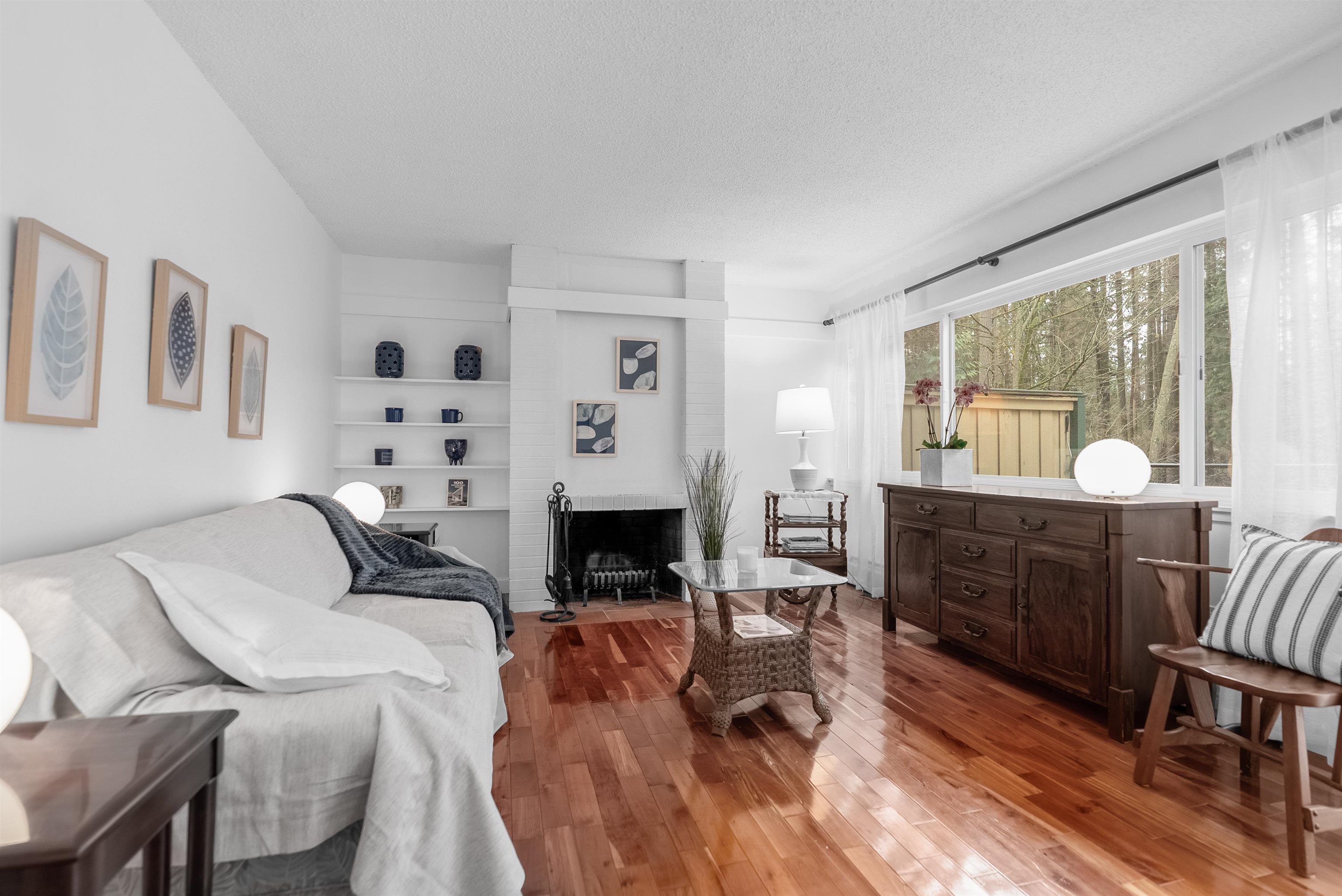 Listing image of 847 WESTVIEW DRIVE