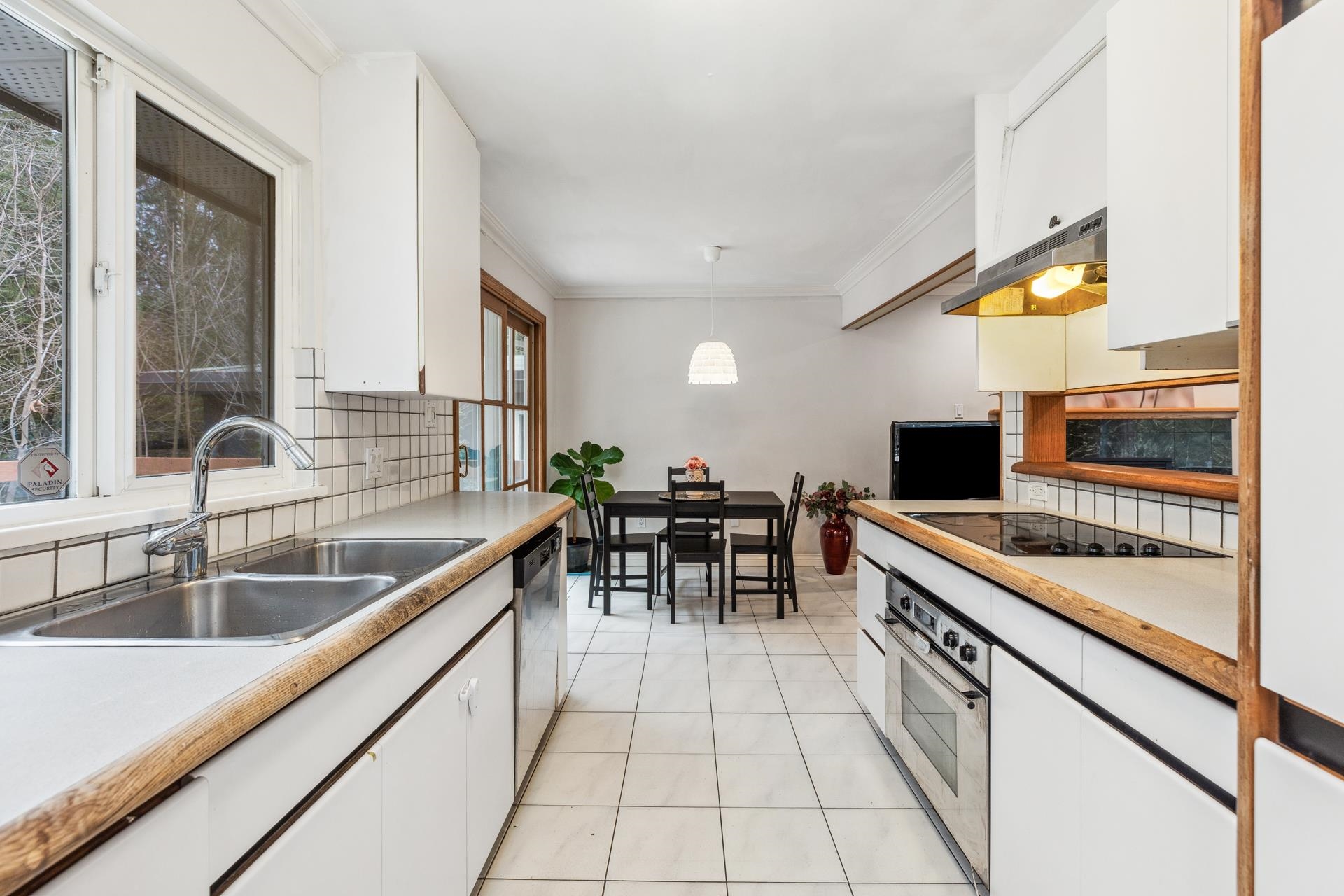 Listing image of 1468 ROSS ROAD