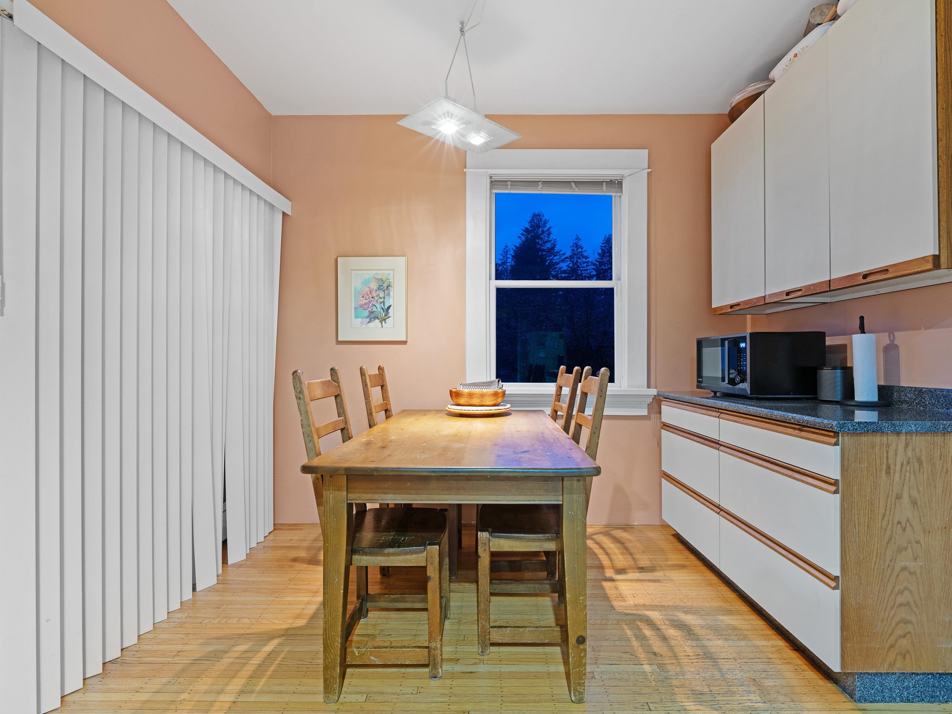 Listing image of 194 E OSBORNE ROAD