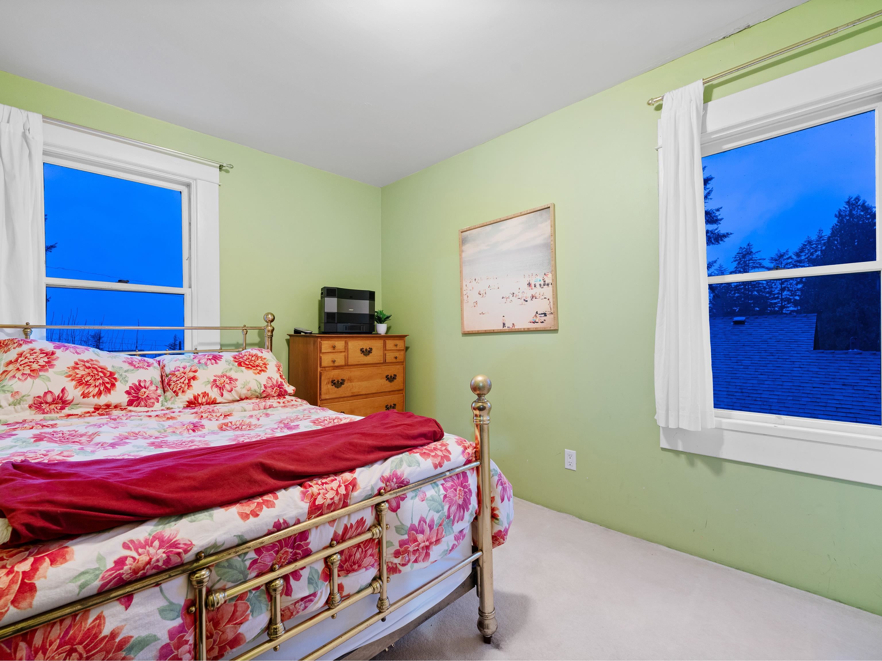 Listing image of 194 E OSBORNE ROAD