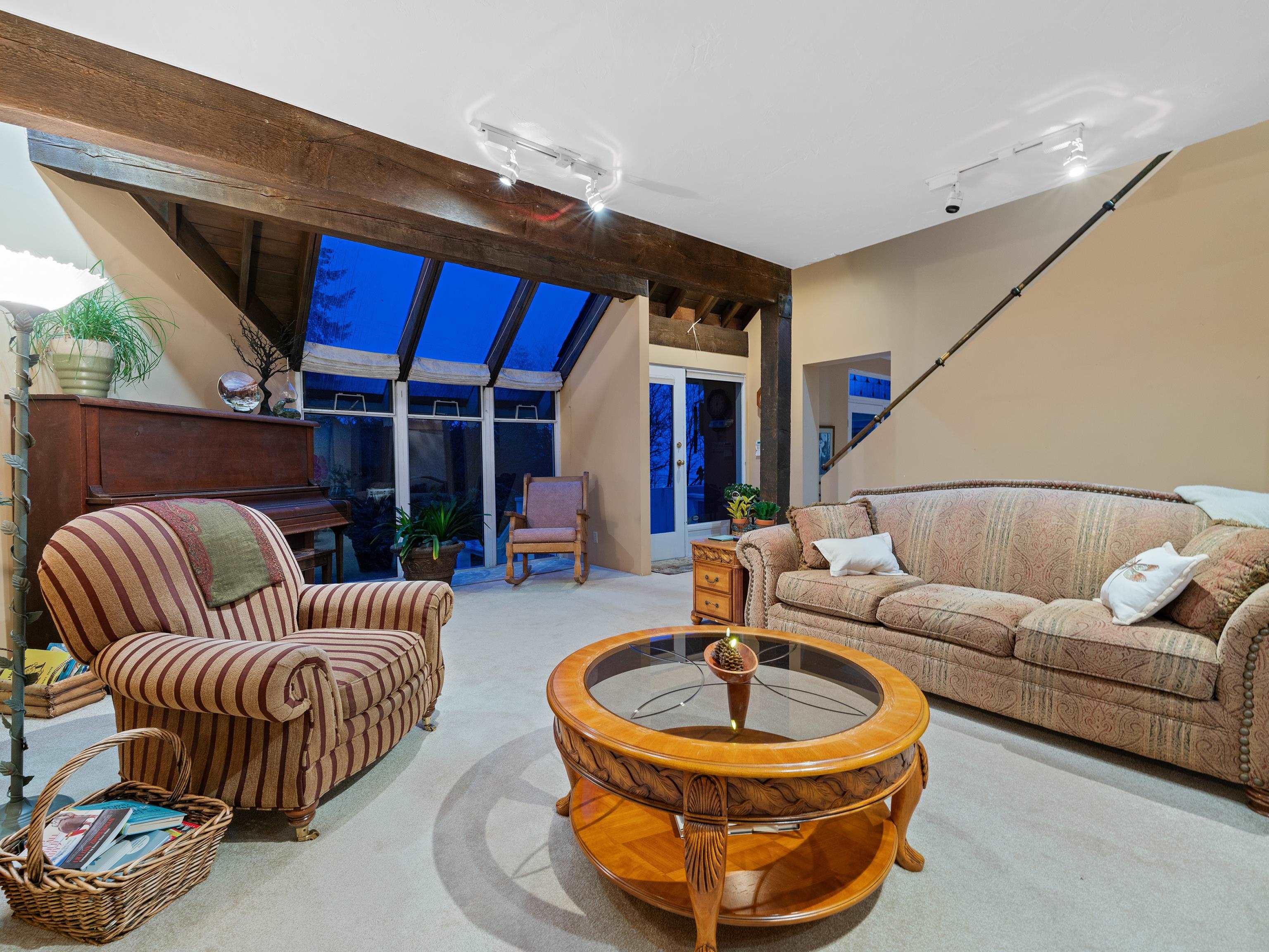 Listing image of 194 E OSBORNE ROAD