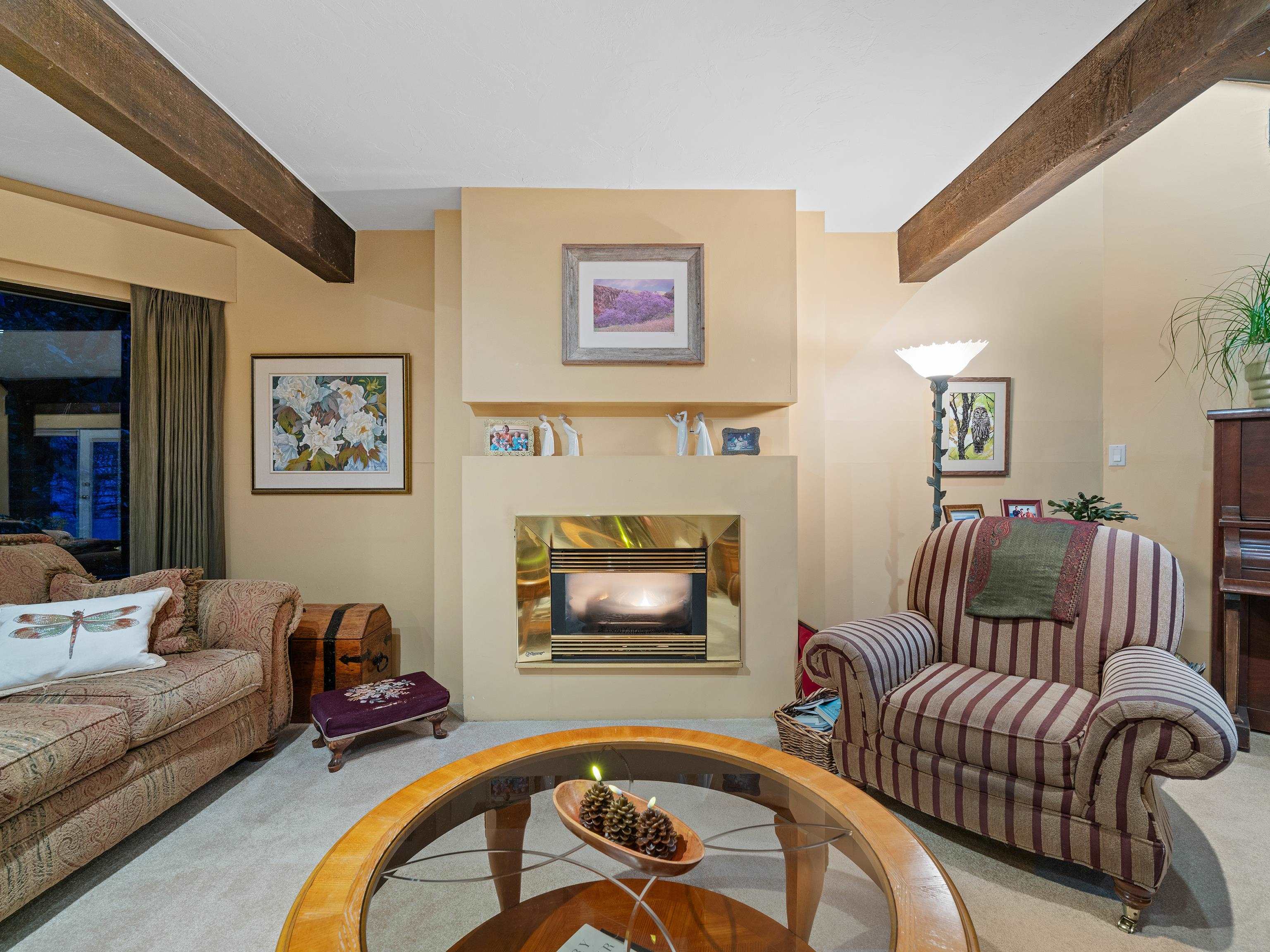 Listing image of 194 E OSBORNE ROAD