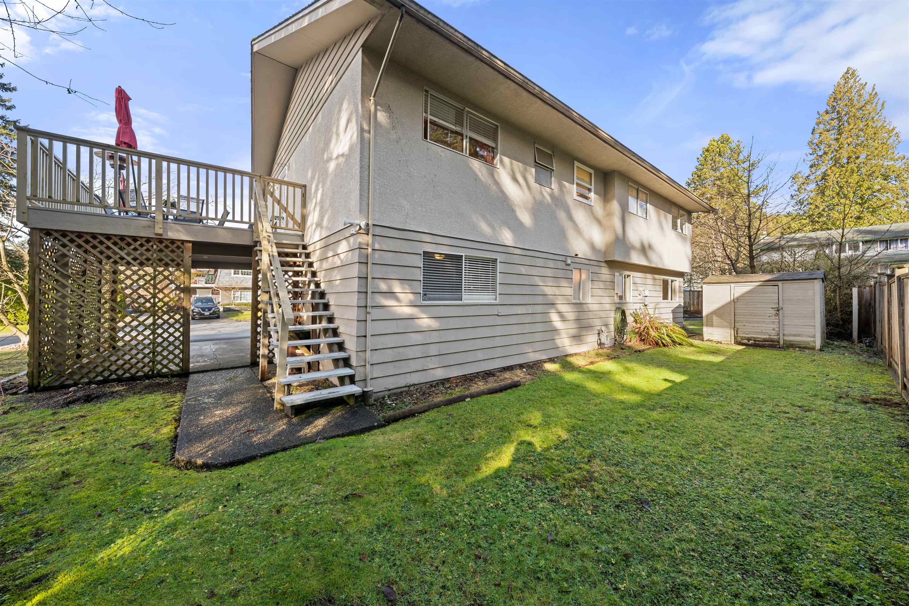 Listing image of 783 VINEDALE ROAD