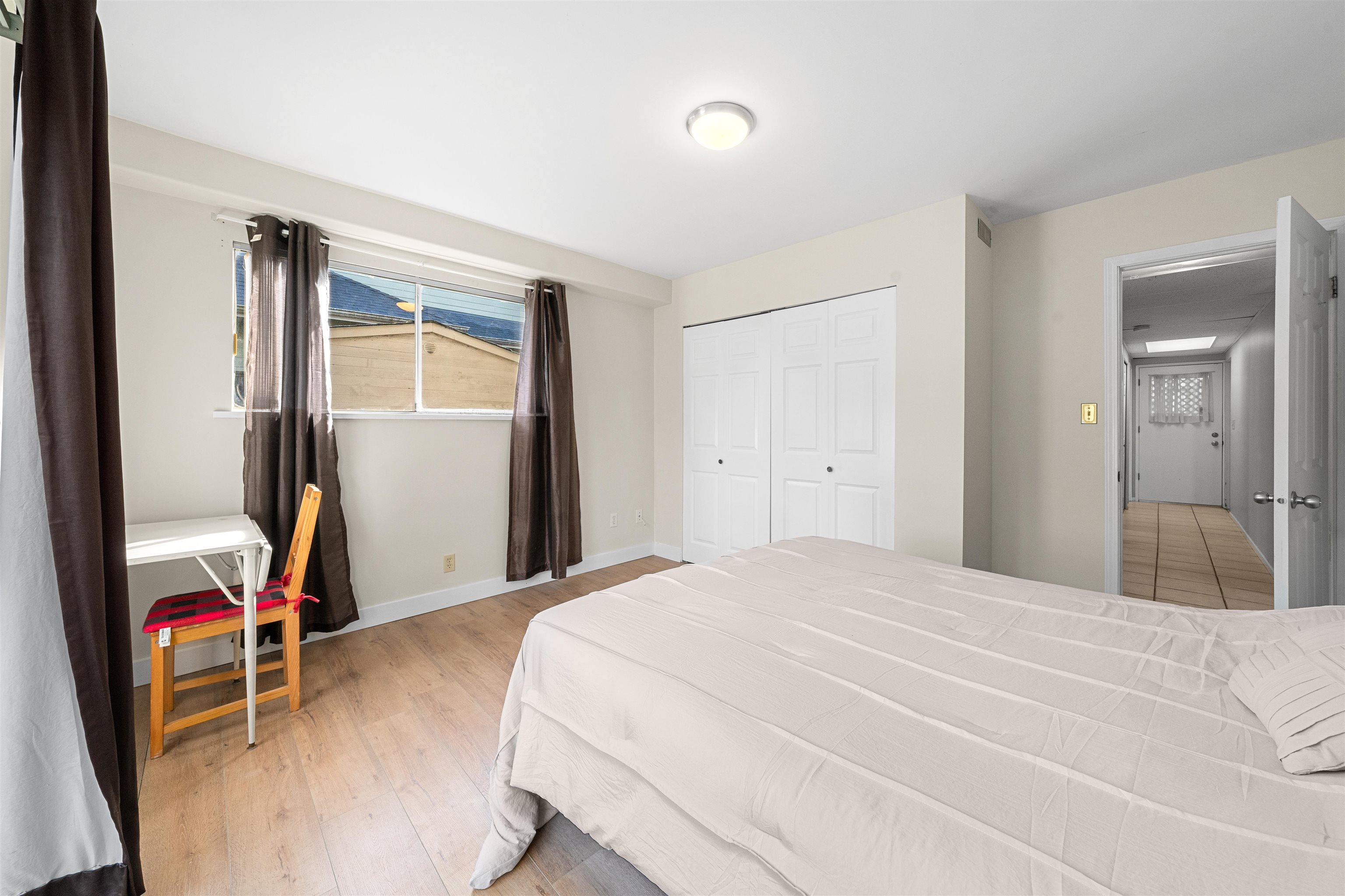 Listing image of 783 VINEDALE ROAD