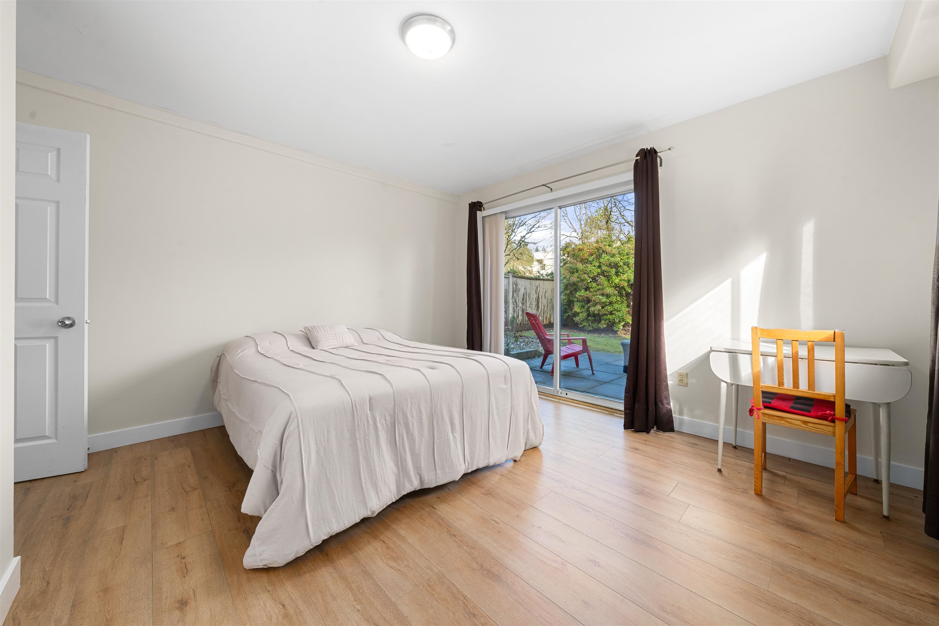 Listing image of 783 VINEDALE ROAD