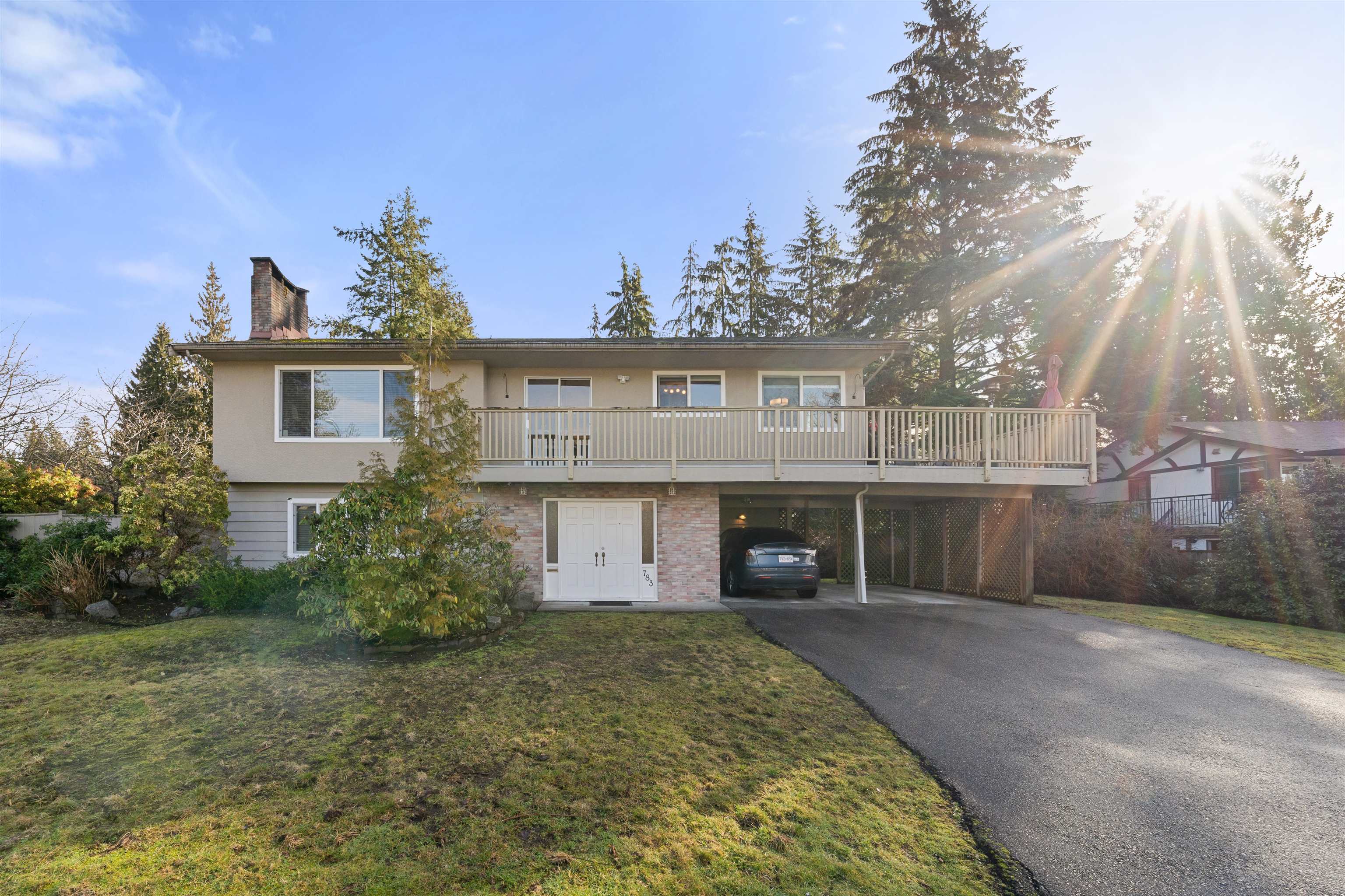 Listing image of 783 VINEDALE ROAD