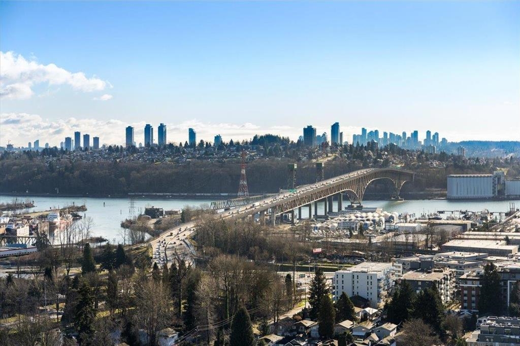 Listing image of 2803 1500 FERN STREET