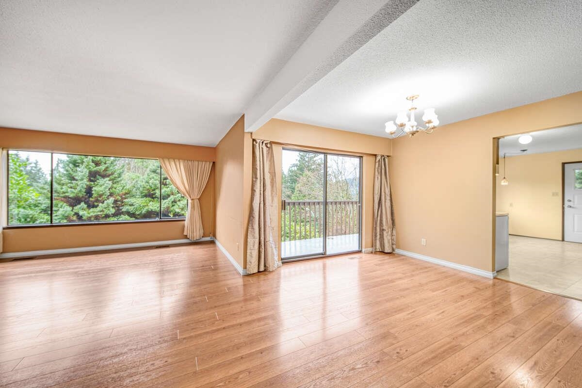 692 ALPINE COURT