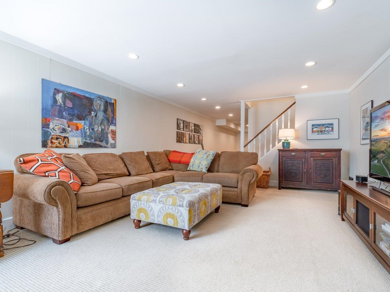 Listing image of 840 MARGAREE PLACE