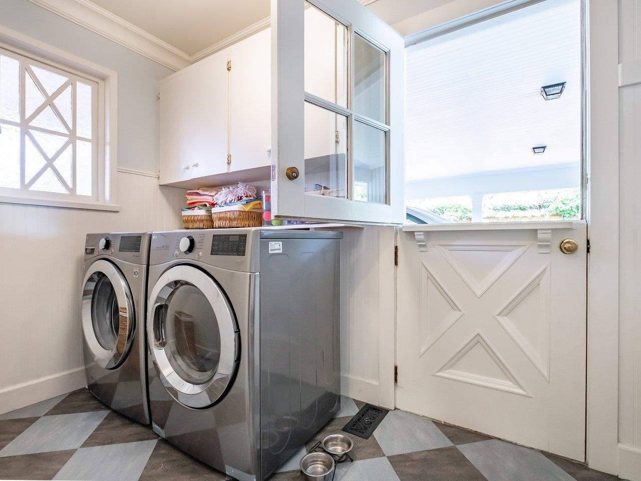 Listing image of 840 MARGAREE PLACE