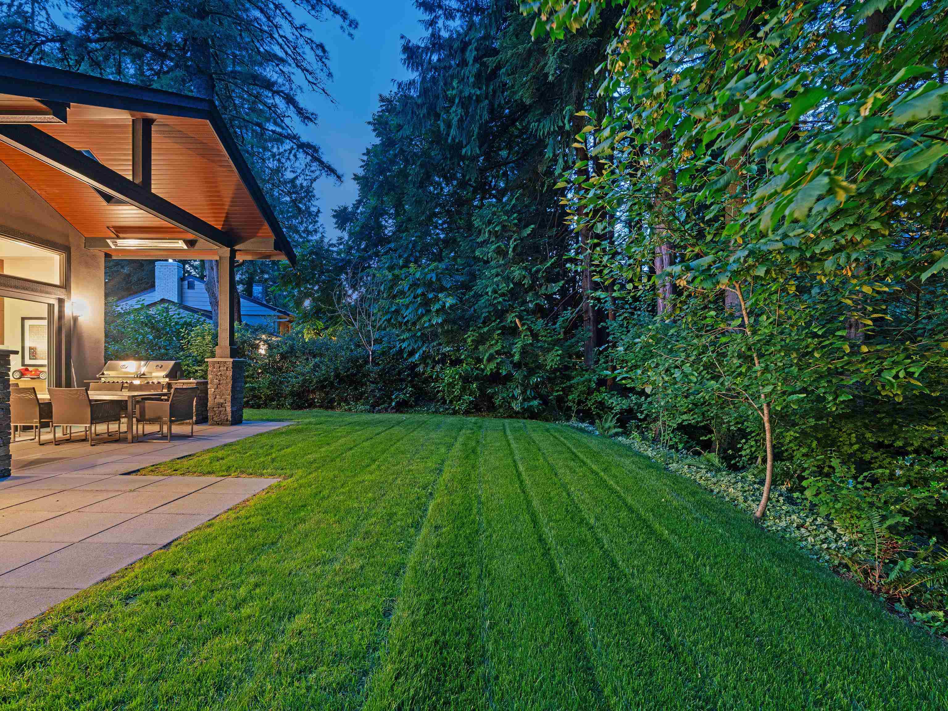 Listing image of 4062 VIRGINIA CRESCENT
