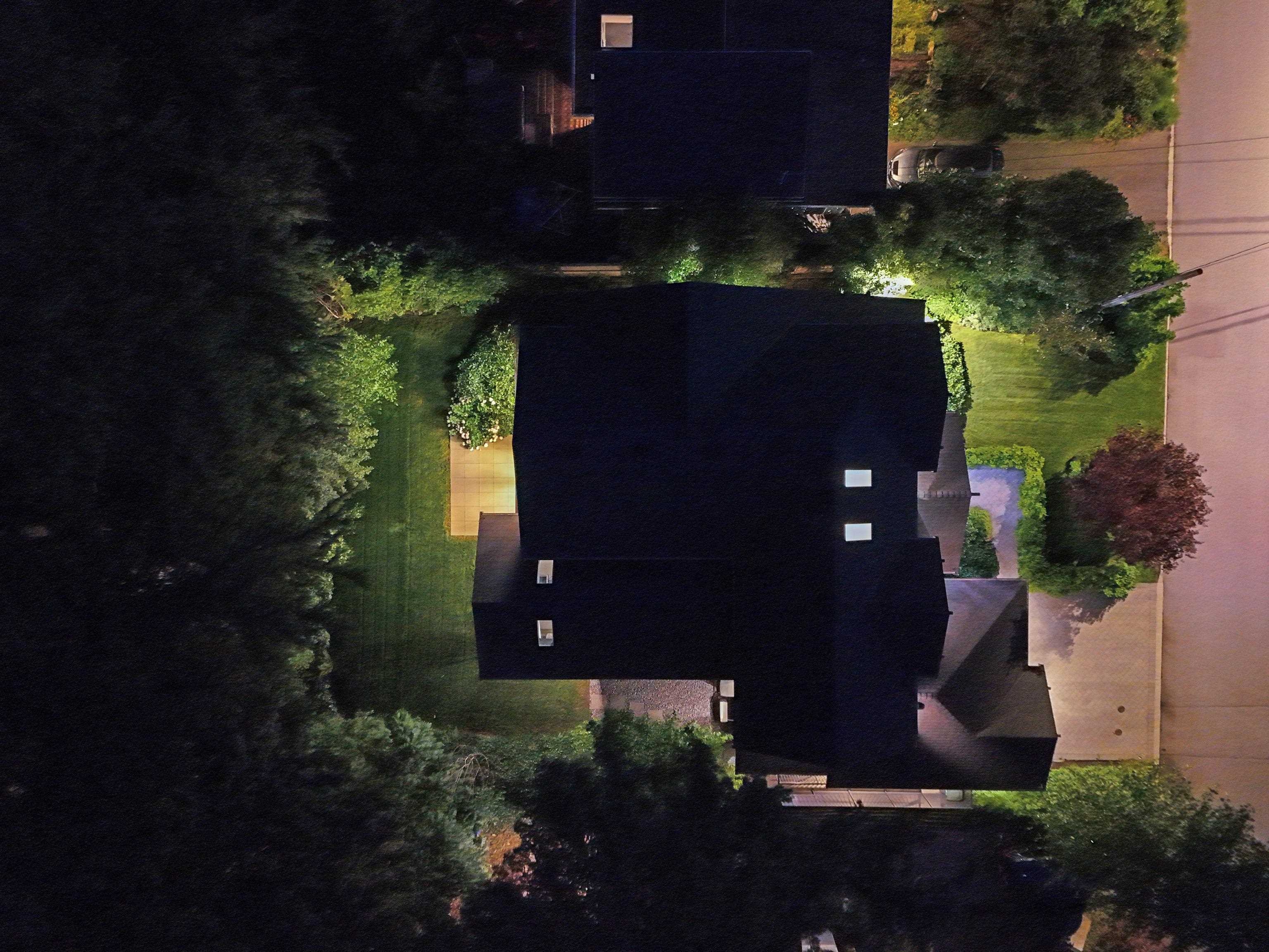 Listing image of 4062 VIRGINIA CRESCENT