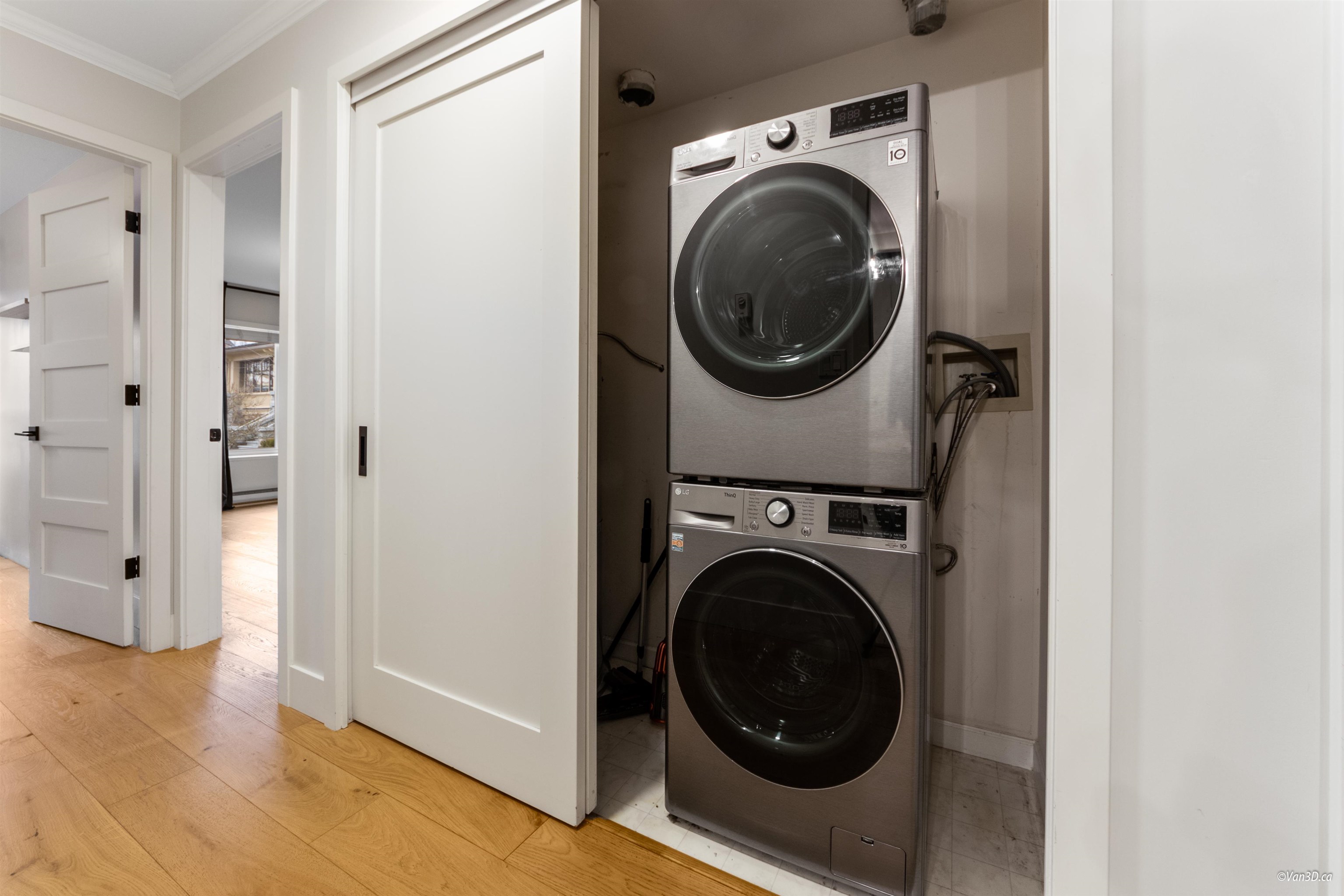 Listing image of 314 288 E 6TH STREET