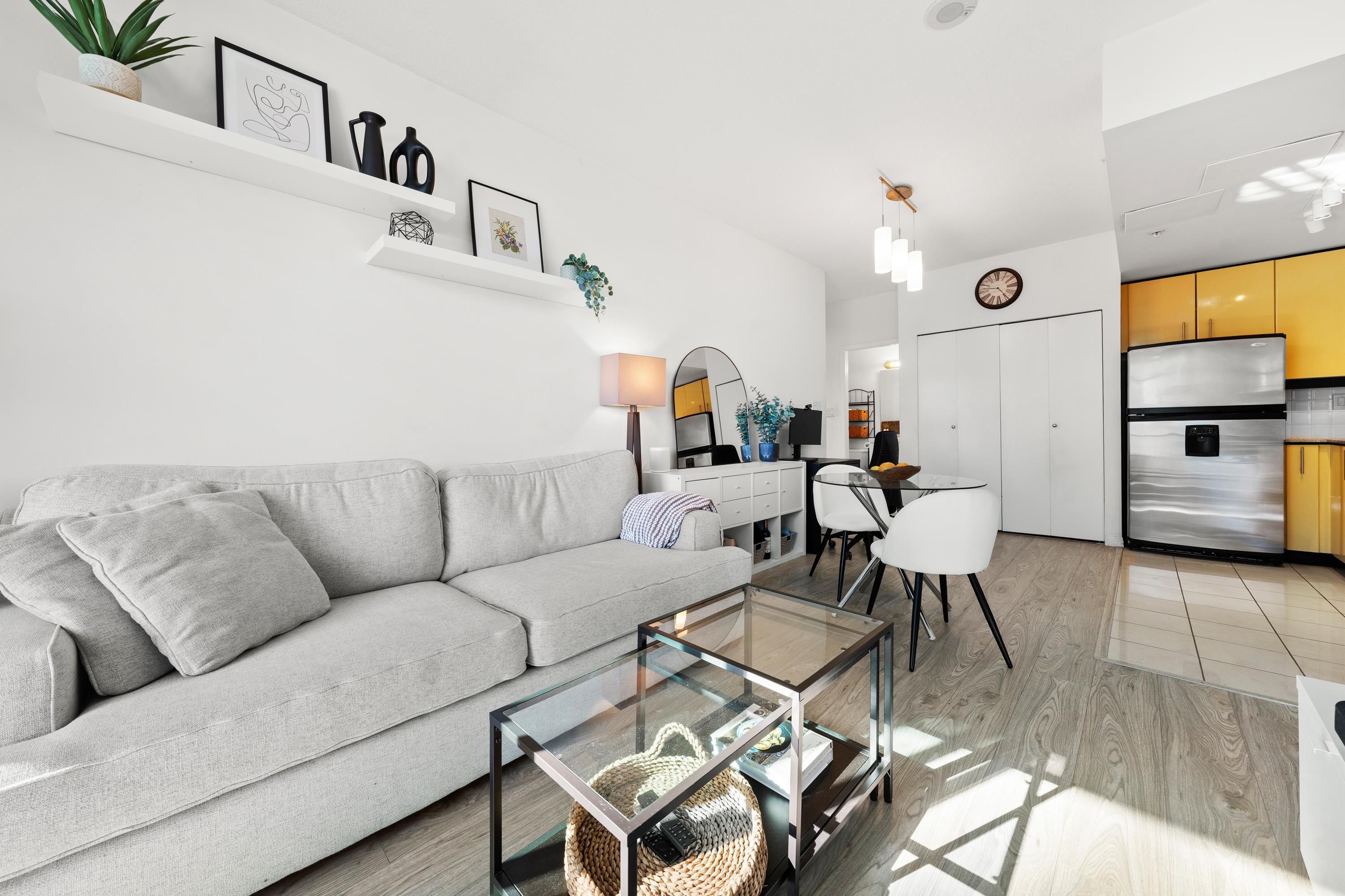 Listing image of 704 168 E ESPLANADE AVENUE